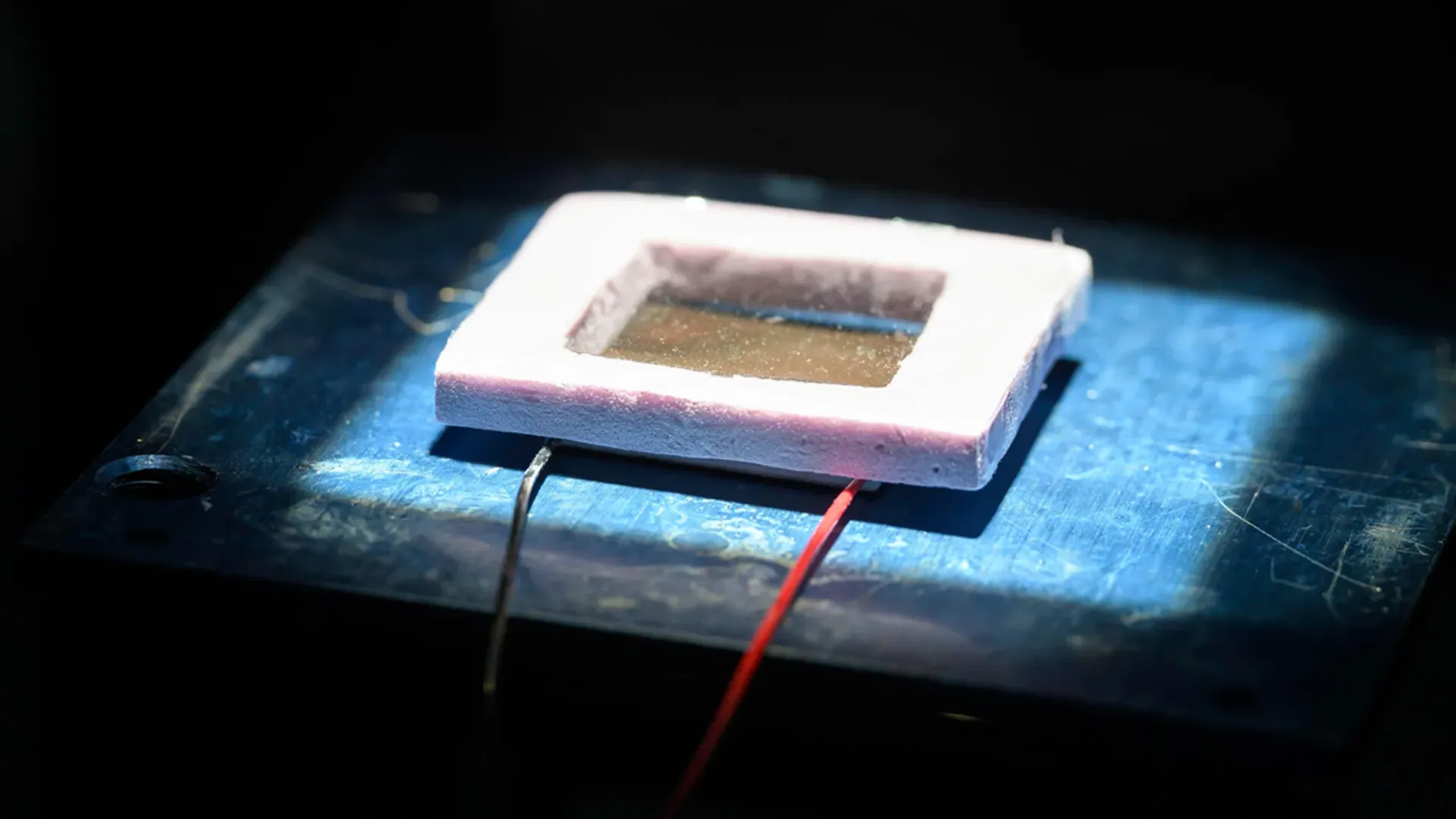 University of Rochester’s generator was engineered with black metal, plastic cover, and laser-etched cooling for higher efficiency.