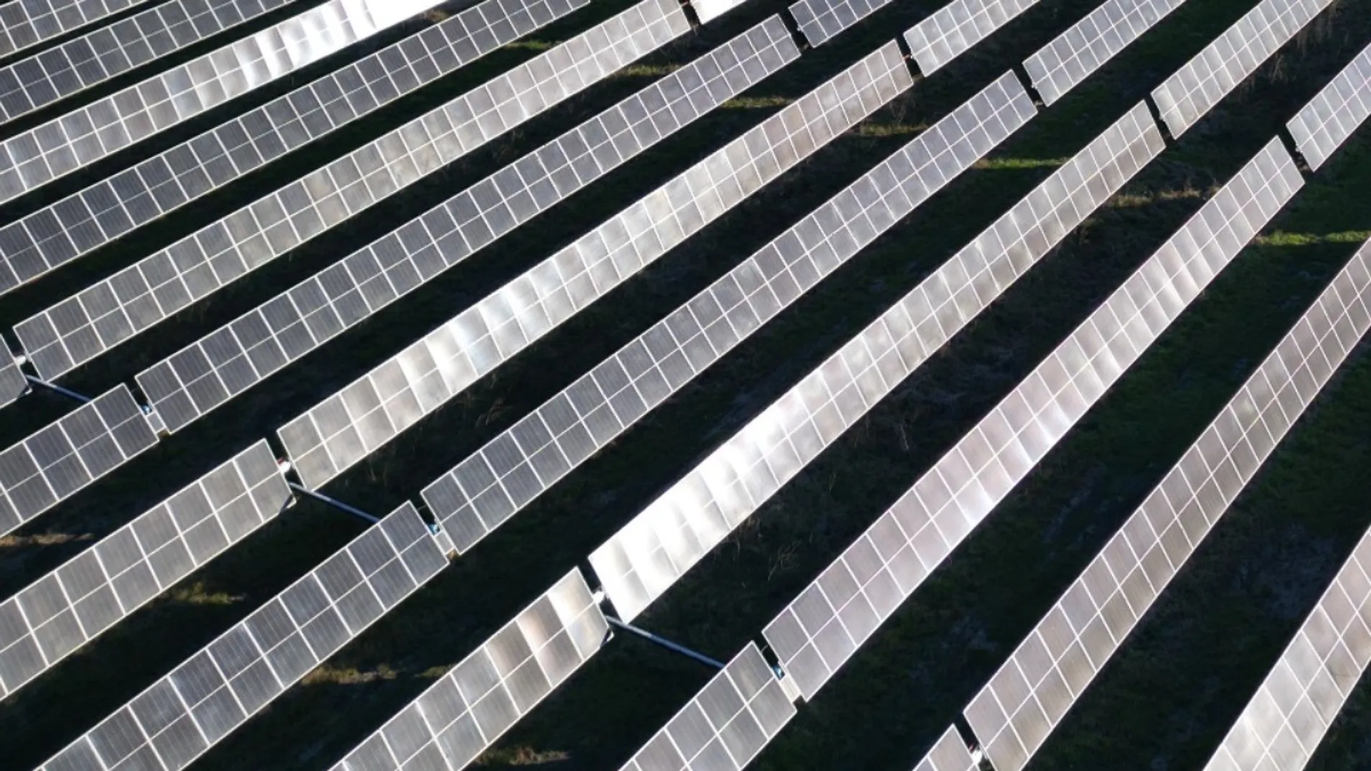 The facility is expected to generate 92 GWh of electricity annually, supporting Italy’s power supply with reliable generation.