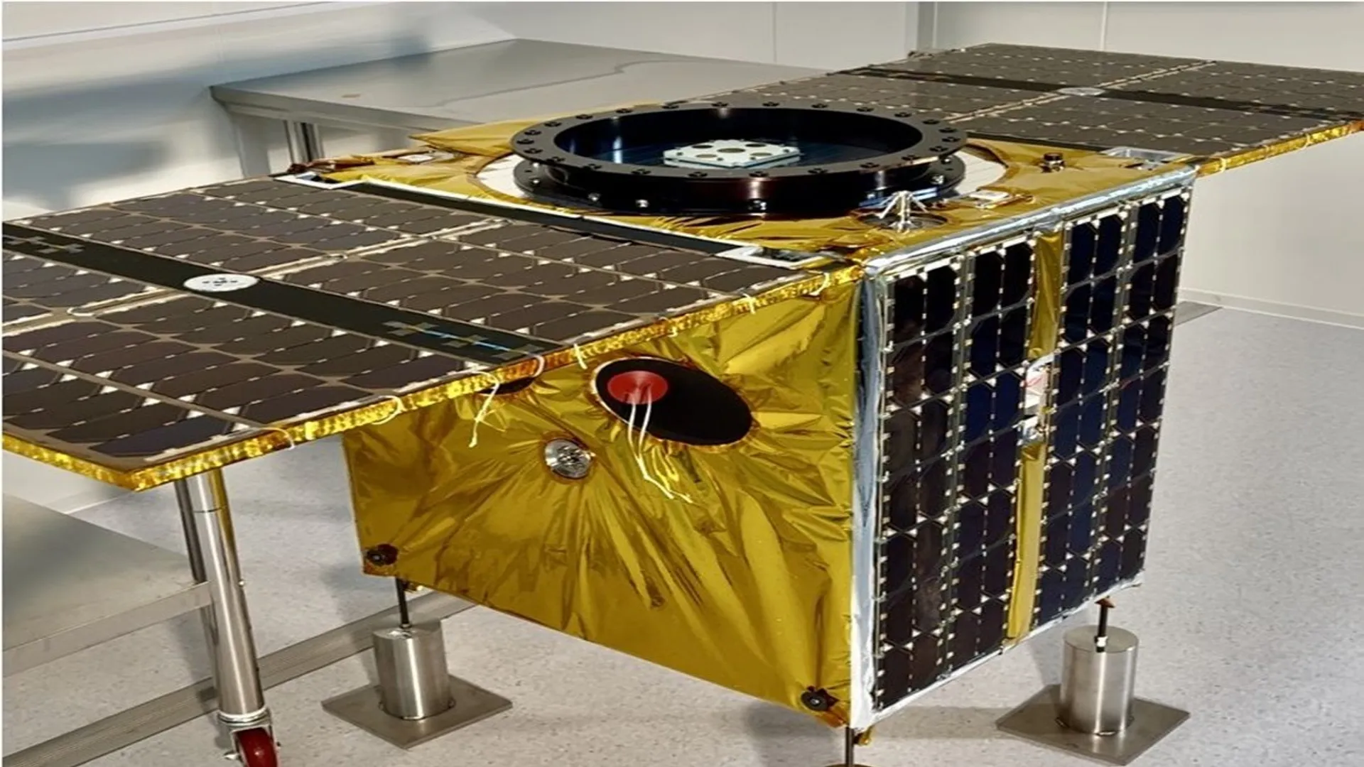 The agreement planned to launch Halocell’s perovskite photovoltaic modules aboard a microsatellite in 2026 under Australian collaboration.