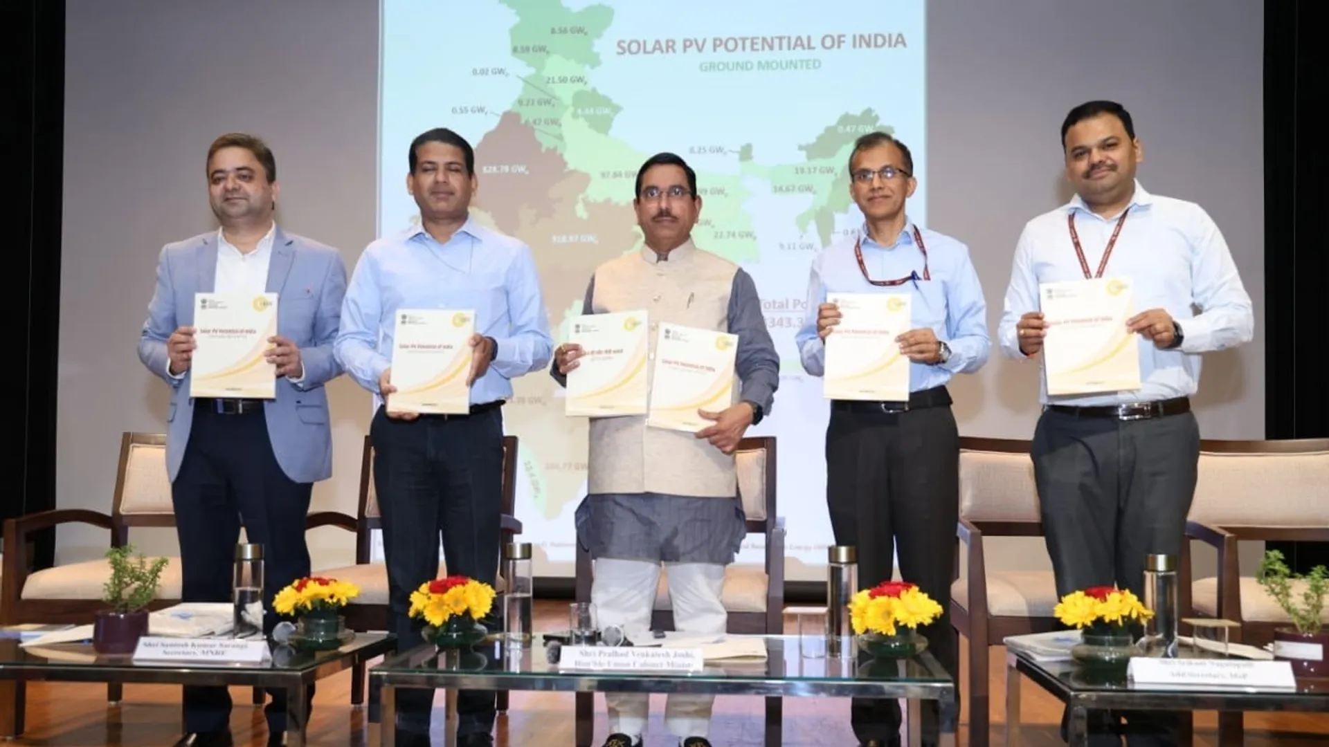 MNRE has inaugurated solar cell and module manufacturing training at NISE Gurugram.