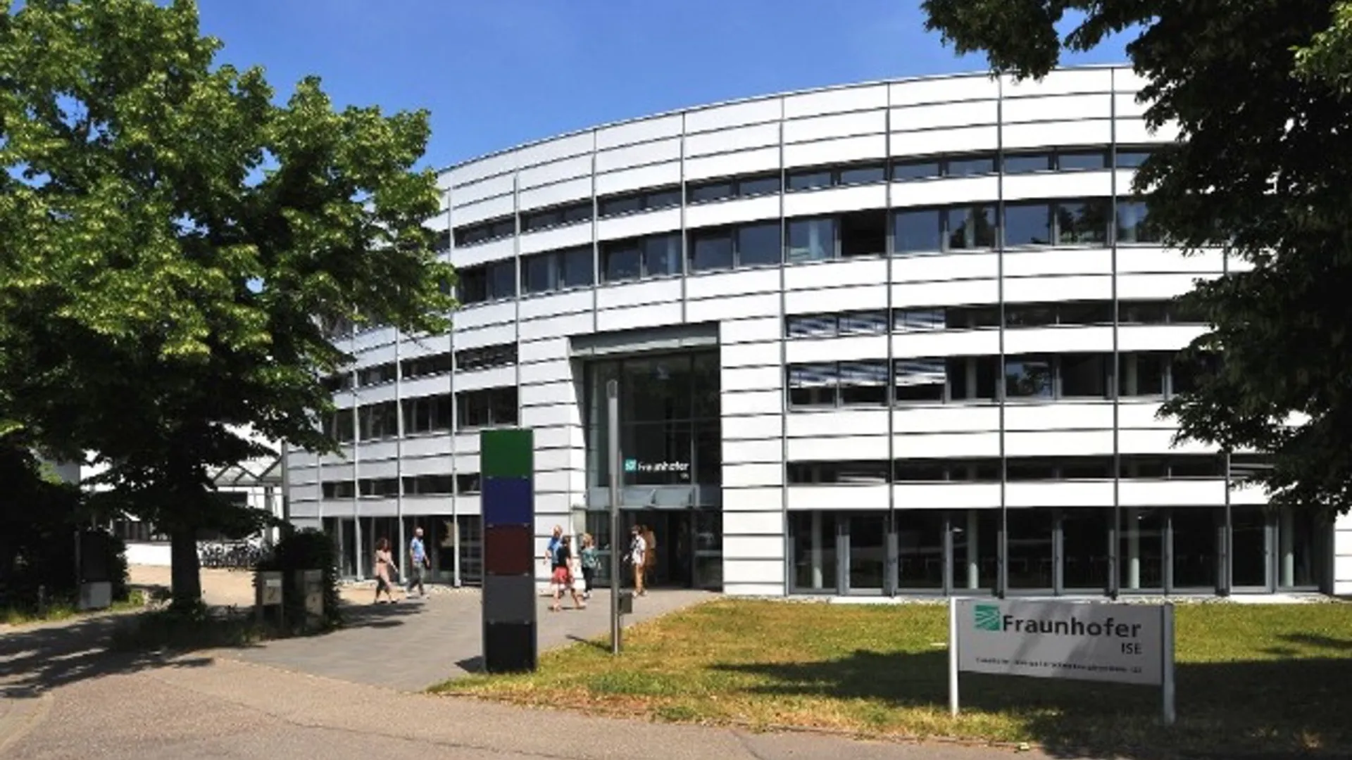 Fraunhofer ISE has advanced renewable energy technologies through integrated research on climate-neutral systems and efficiency solutions.