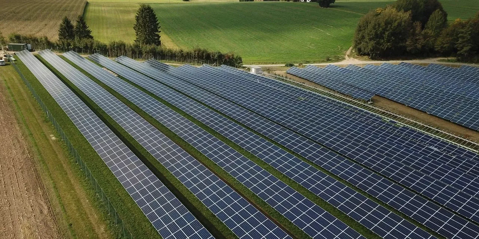 Obton’s 75 MW solar portfolio in Poland has received joint advisory from Bird & Bird and Dentons.