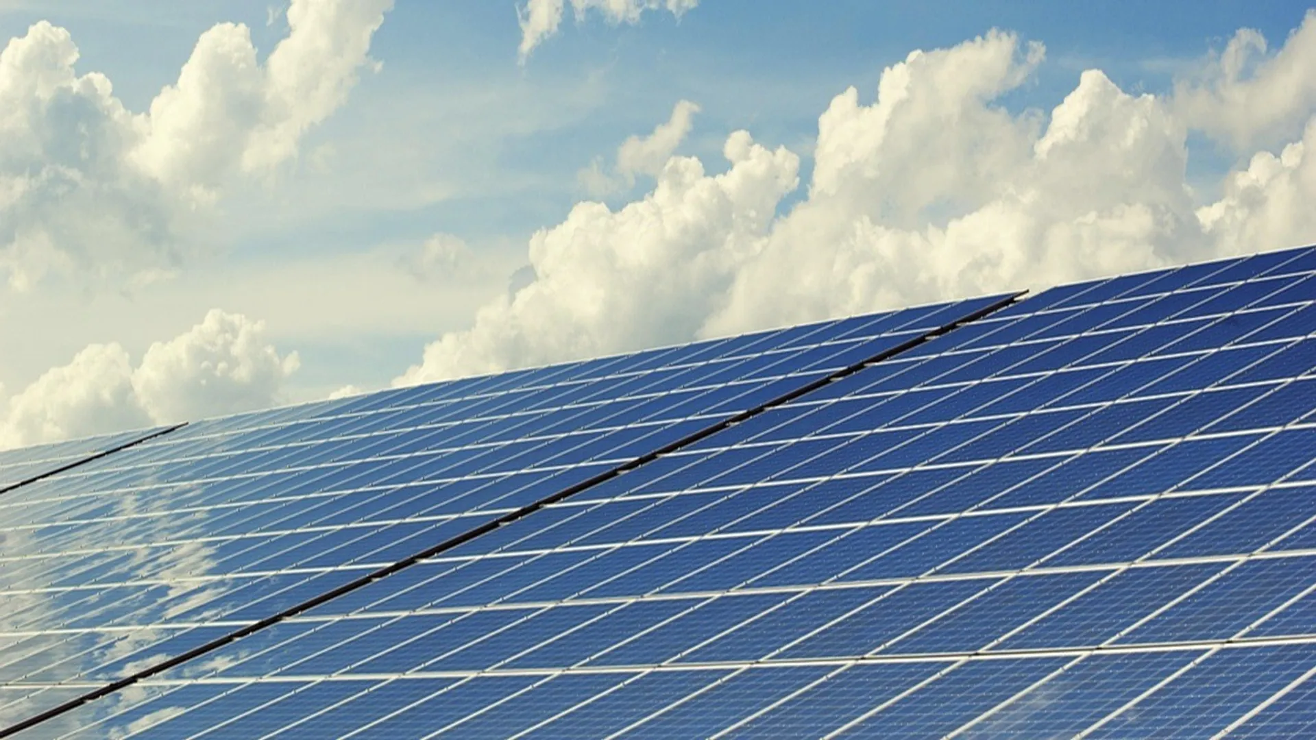 The Karnisar solar project in Bikaner has reached full operational status after completing its final trial phase.