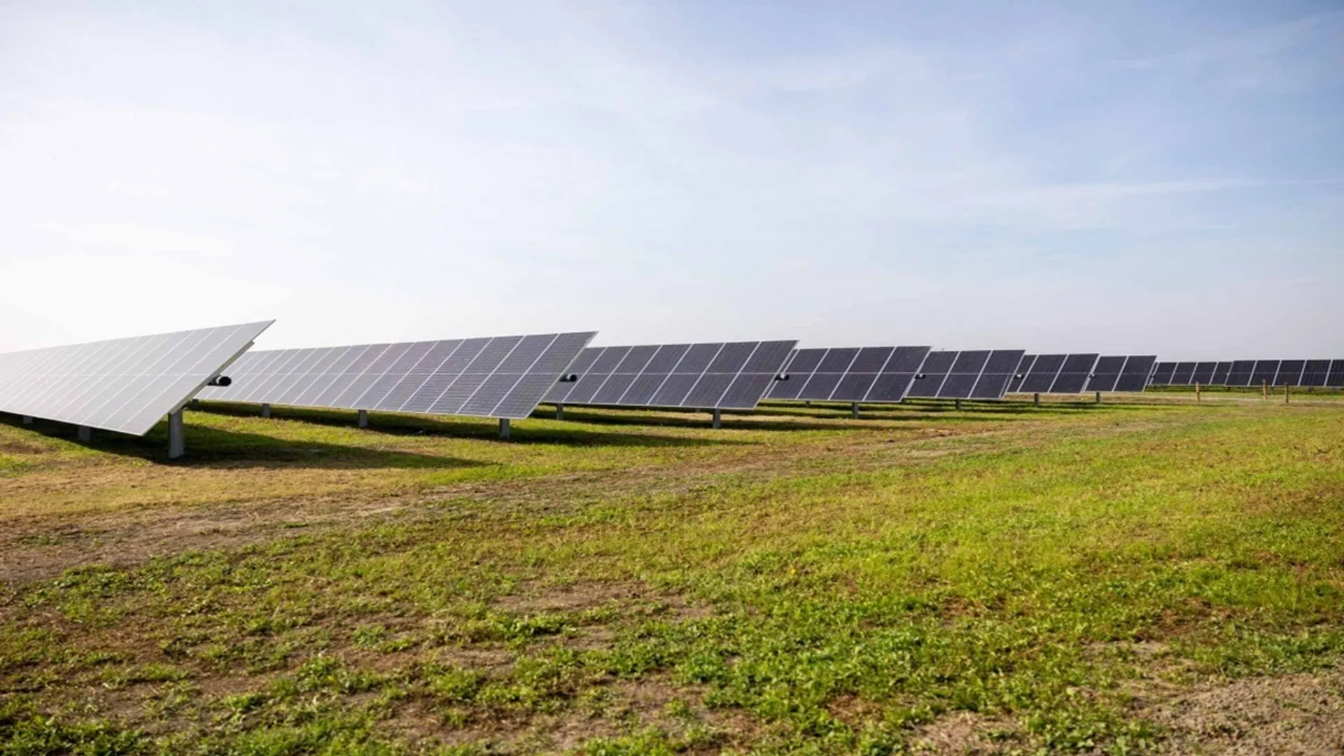 The 9 MW Parma I upgrade has added single-axis tracking and new ASTRO N5 modules for higher yield.