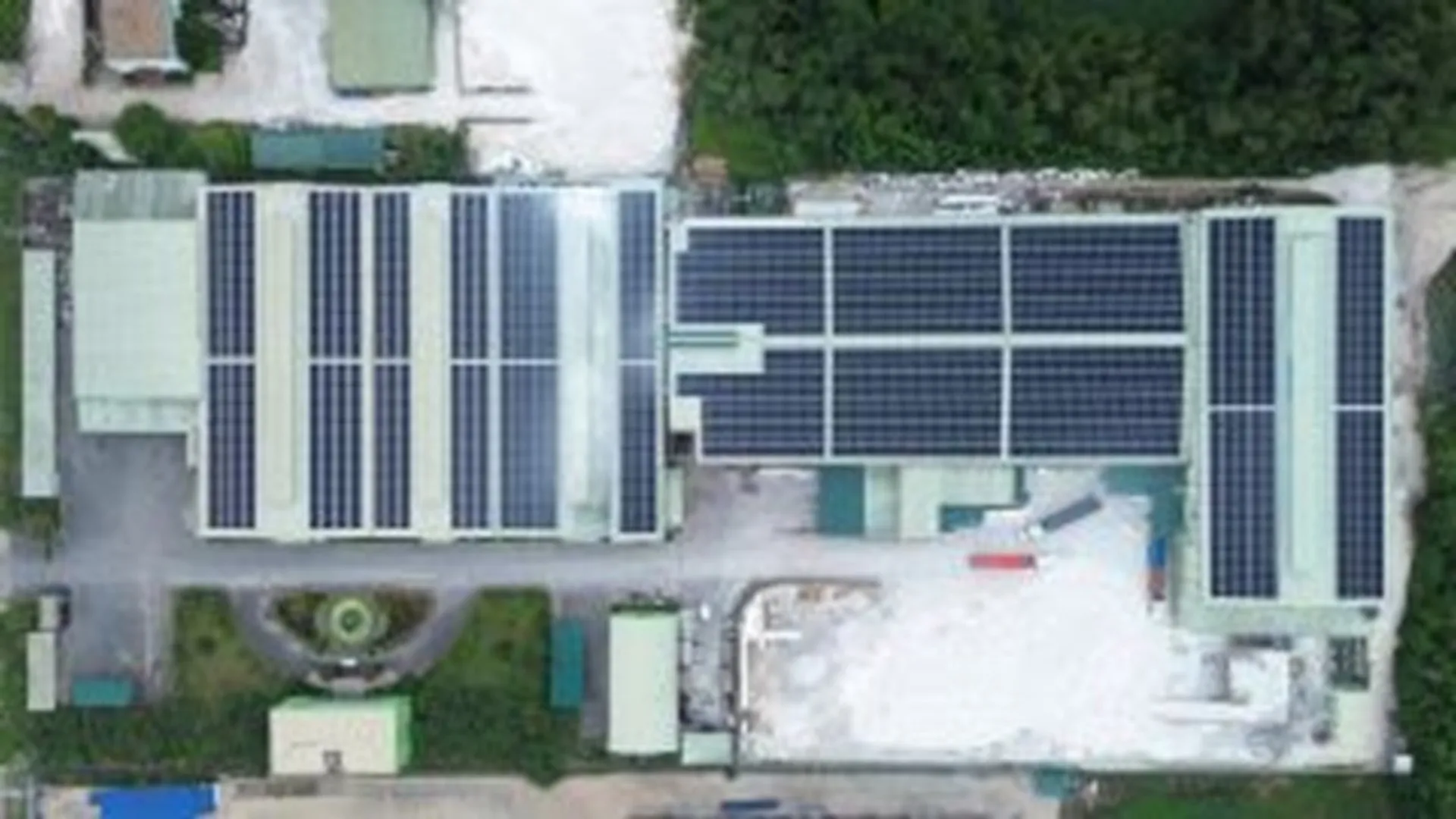 The rooftop system has improved plant cost control through high-efficiency TCL modules and Huawei inverters.
