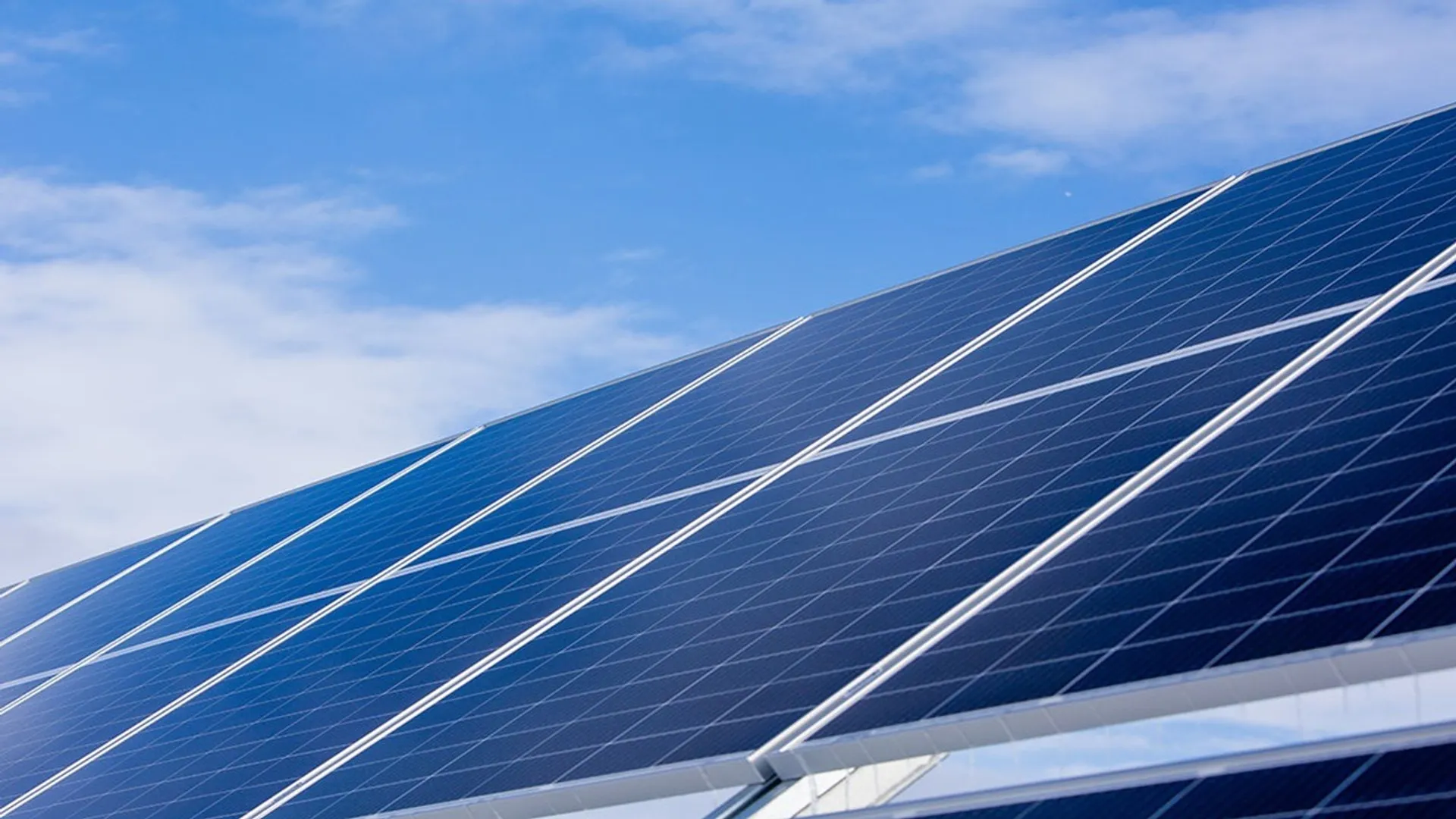 MGE will own 35 MW of solar, 5 MW of battery storage and nearly 18 MW of wind in total from the different projects.