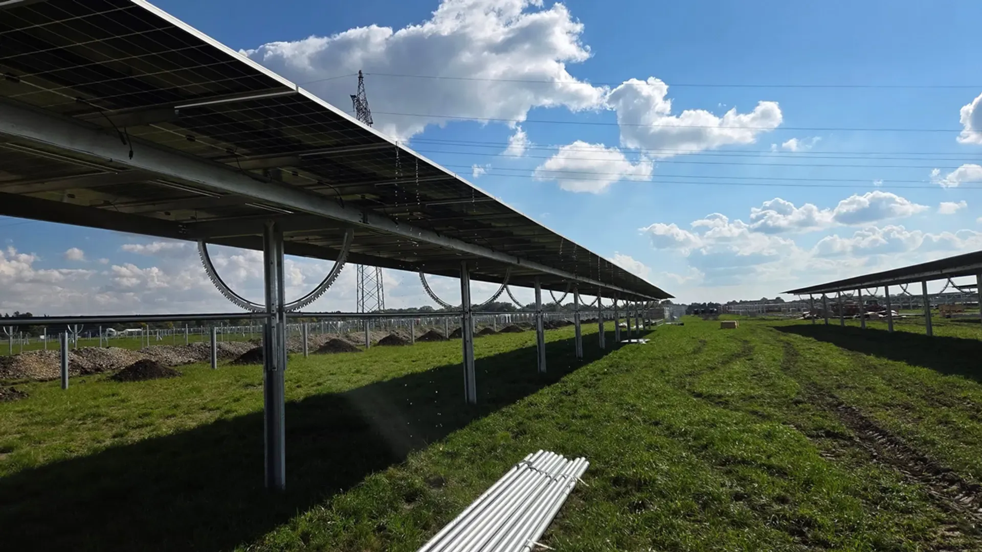 Triticum’s tracker layout has improved light distribution while supporting active crop cultivation.