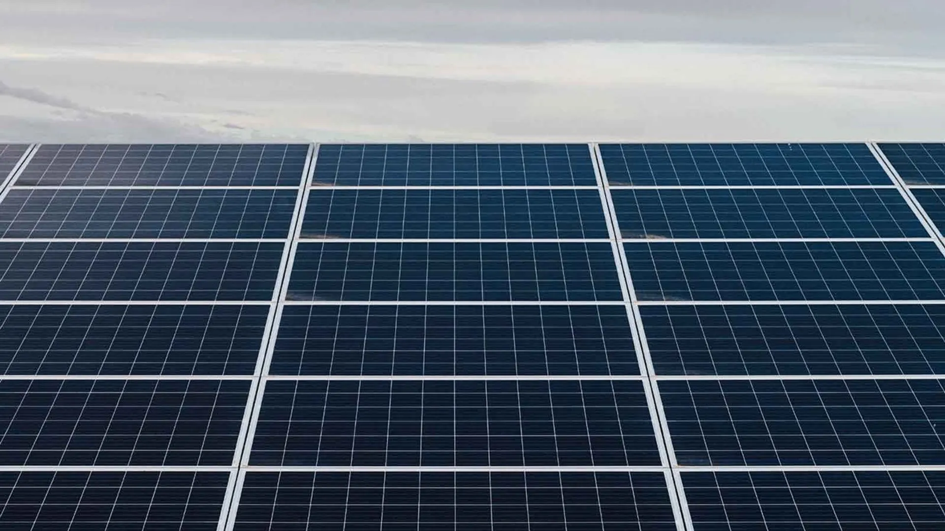ACCIONA Energía has secured FERX-backed capacity enabling two utility-scale photovoltaic plants in Sicily.