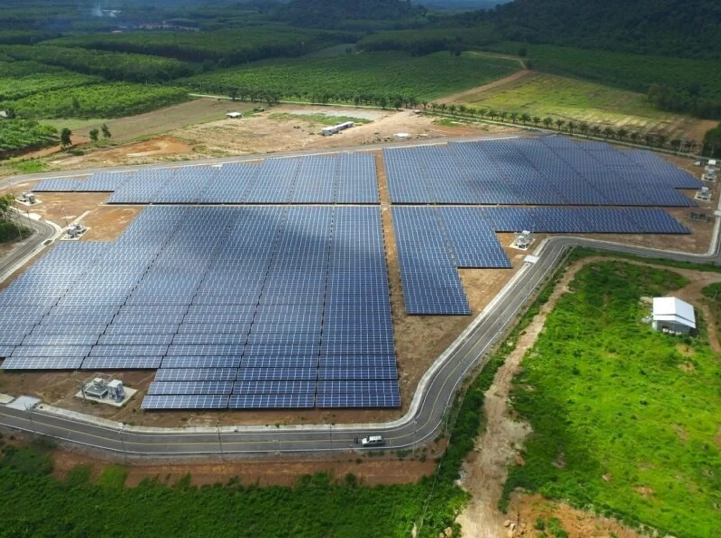 The portfolio has supplied about 140 GWh annually across eight provinces under long-term PPAs.