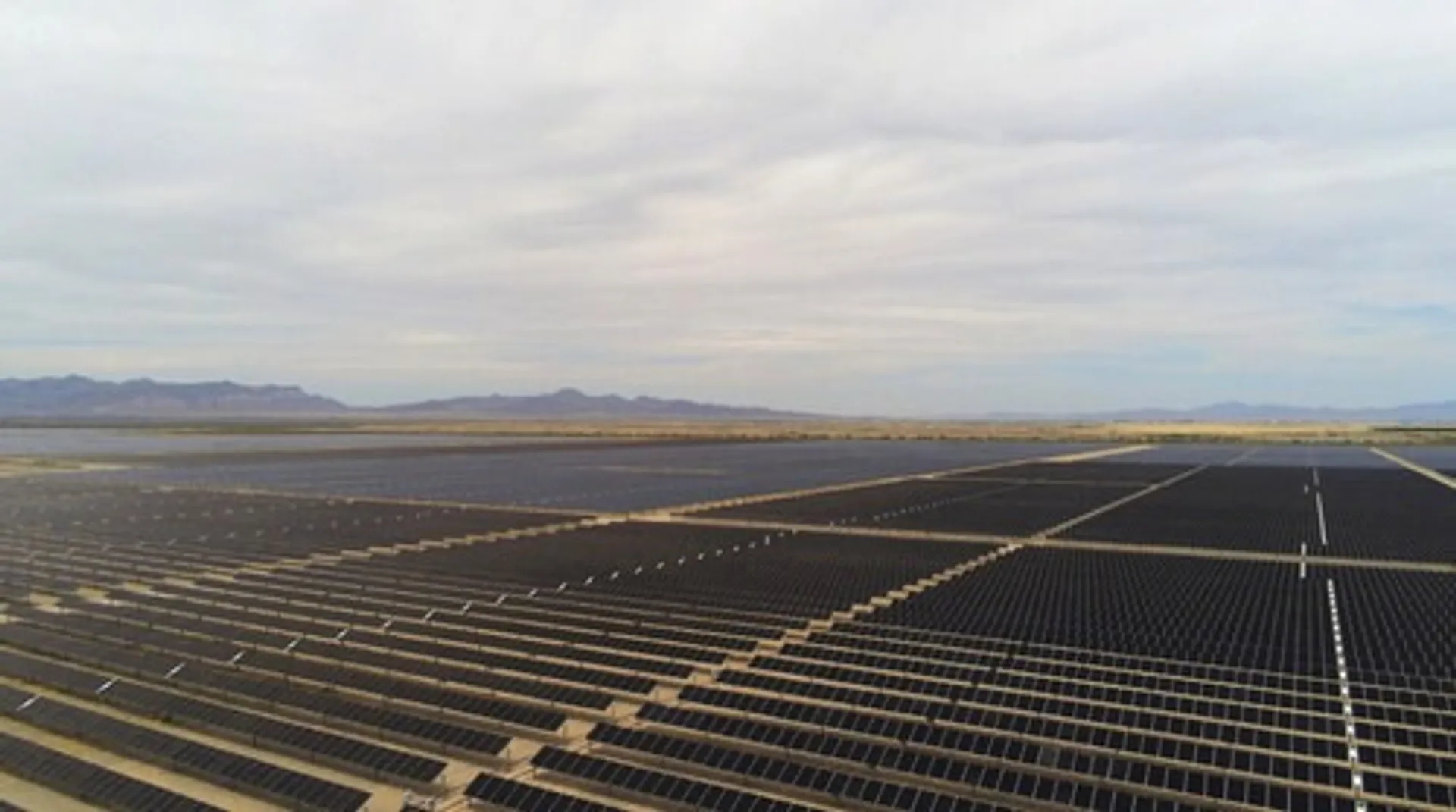 Bisha solar plant has deployed Genius Tracker™ 1P systems for high-wind desert conditions.