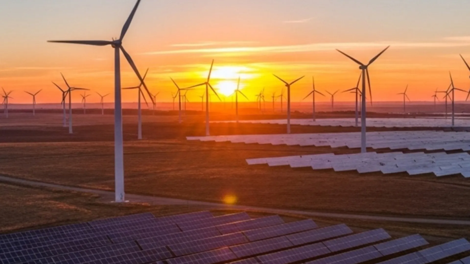 Property insurance now accommodates higher-value solar and energy storage project deployments.