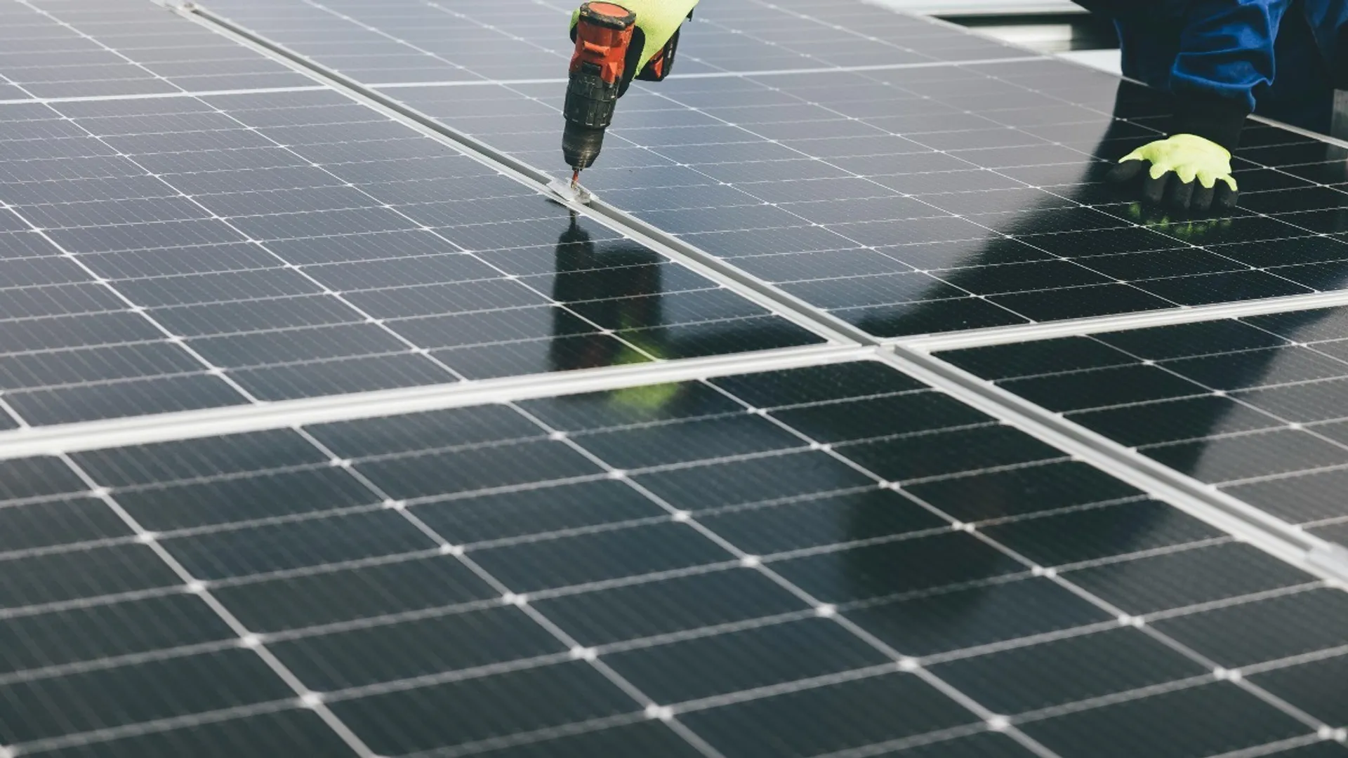 Prostarm Info Systems has aligned engineering, supply, and commissioning activities under the awarded railway PV project agreement.