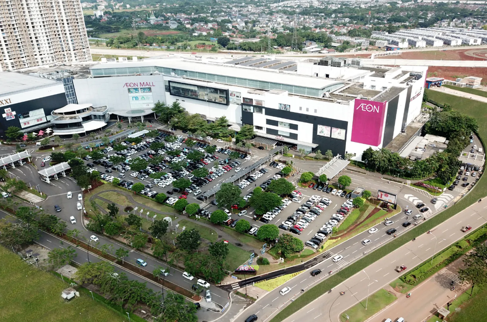 Sojitz and Aeon Mall collaborate on PV Power System for BSD City location
