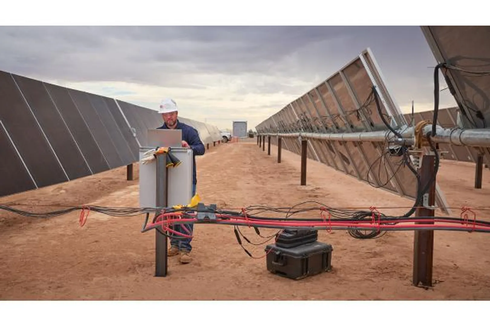 Fluke launches PVA-1500 I-V curve tracer