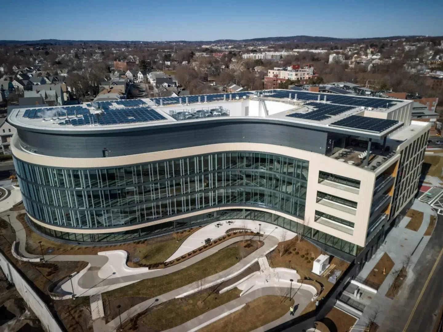 Catalyze energizes 66 Galen solar & storage project