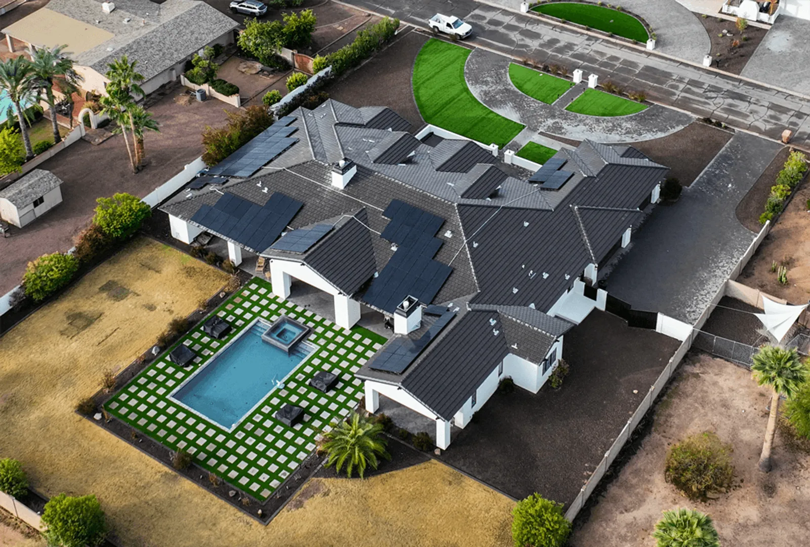 Silfab Prime panels illuminate Arizona home