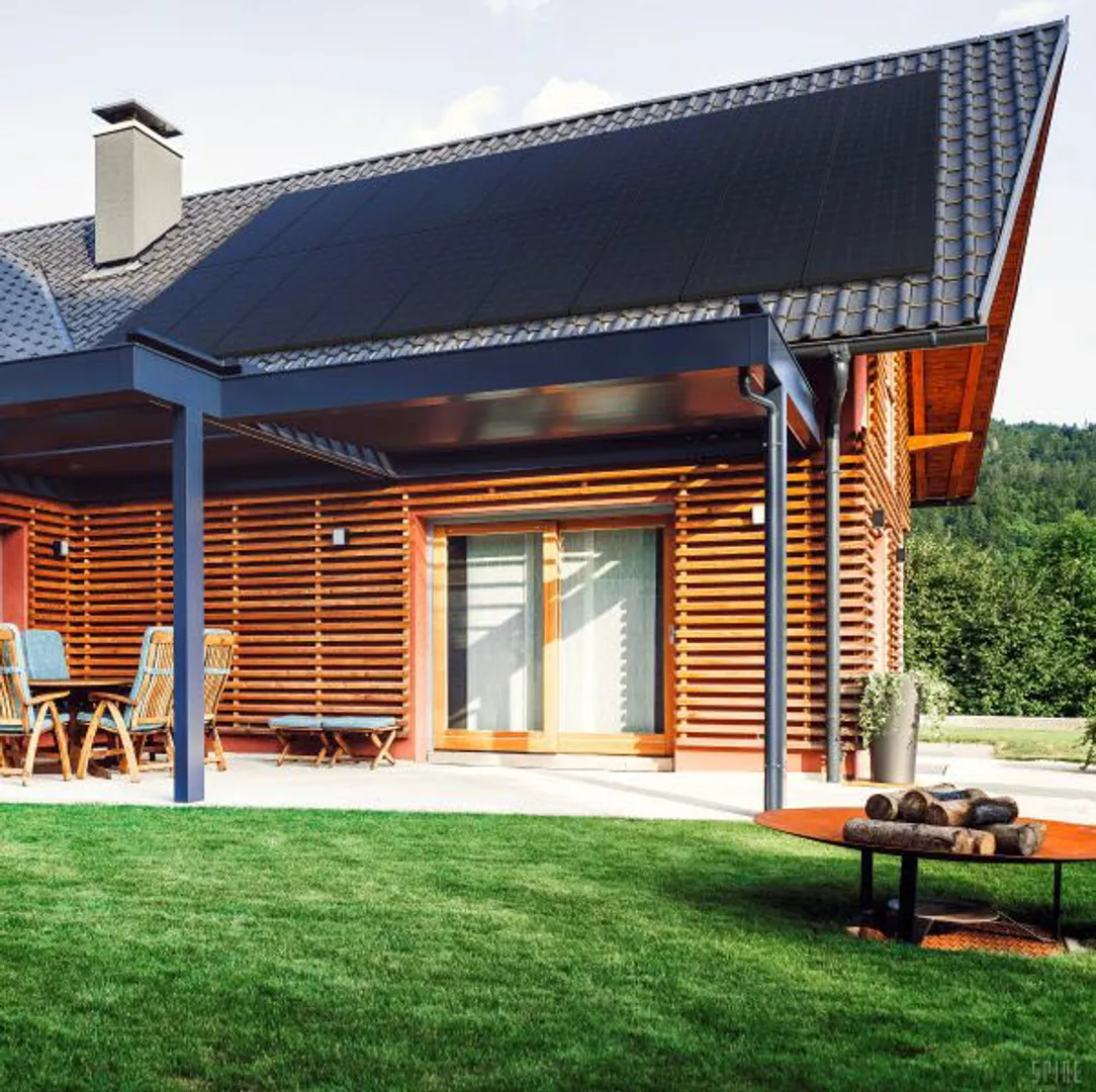 Complete Solaria to acquire SunPower’s Blue Raven Solar.