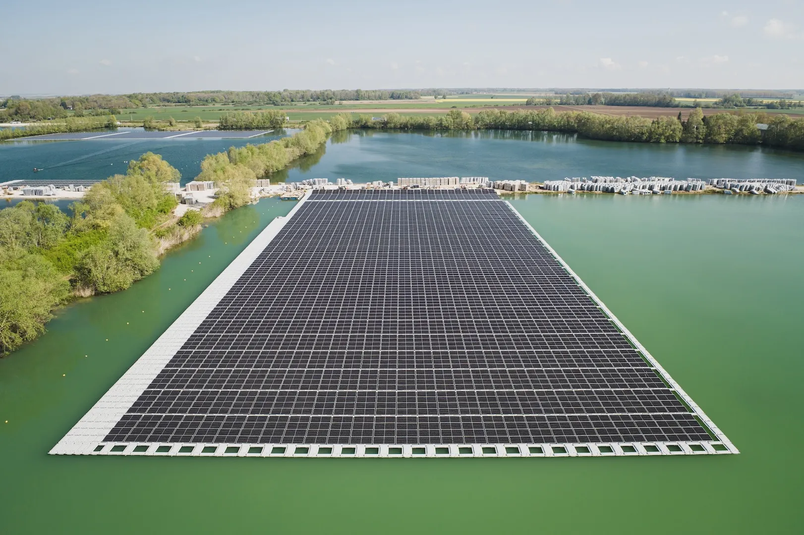 Q ENERGY secures €50.4 M for floating solar project