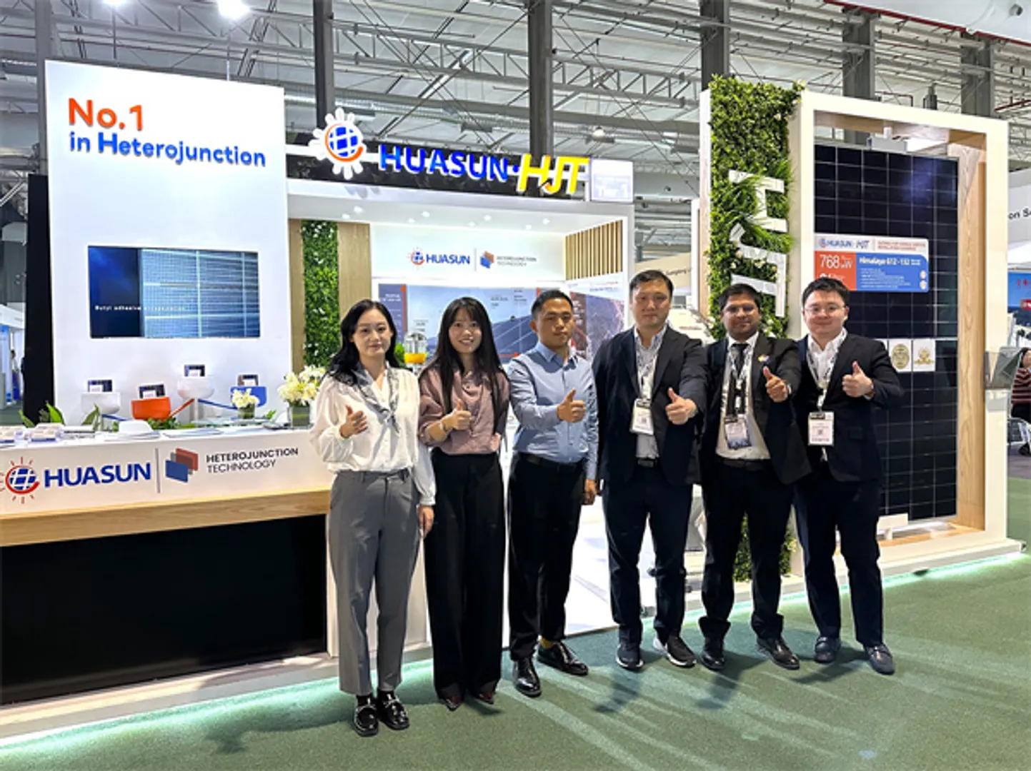 Hausun showcased new G12, G12R HJT modules at Riyadh expo