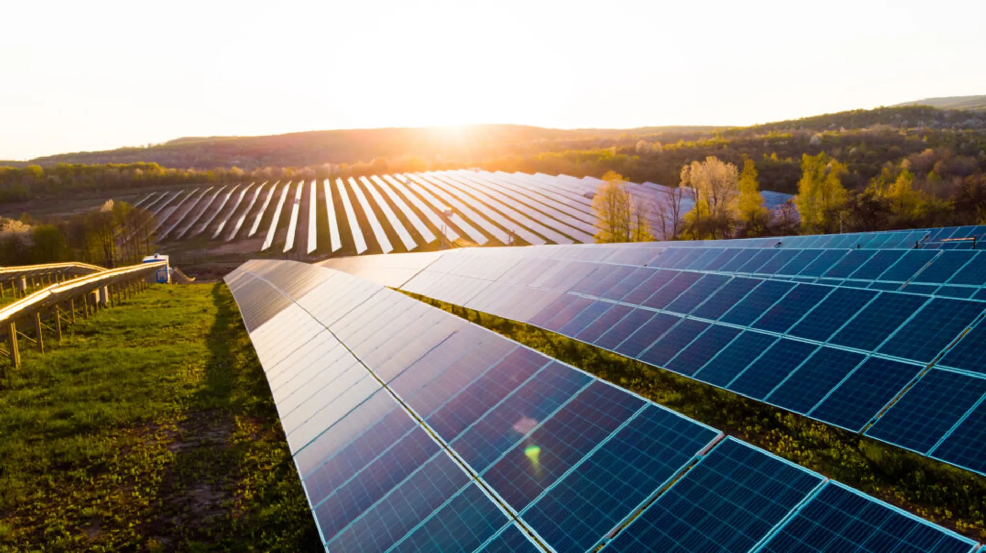 AMPYR expands US solar portfolio with 210 MW projects