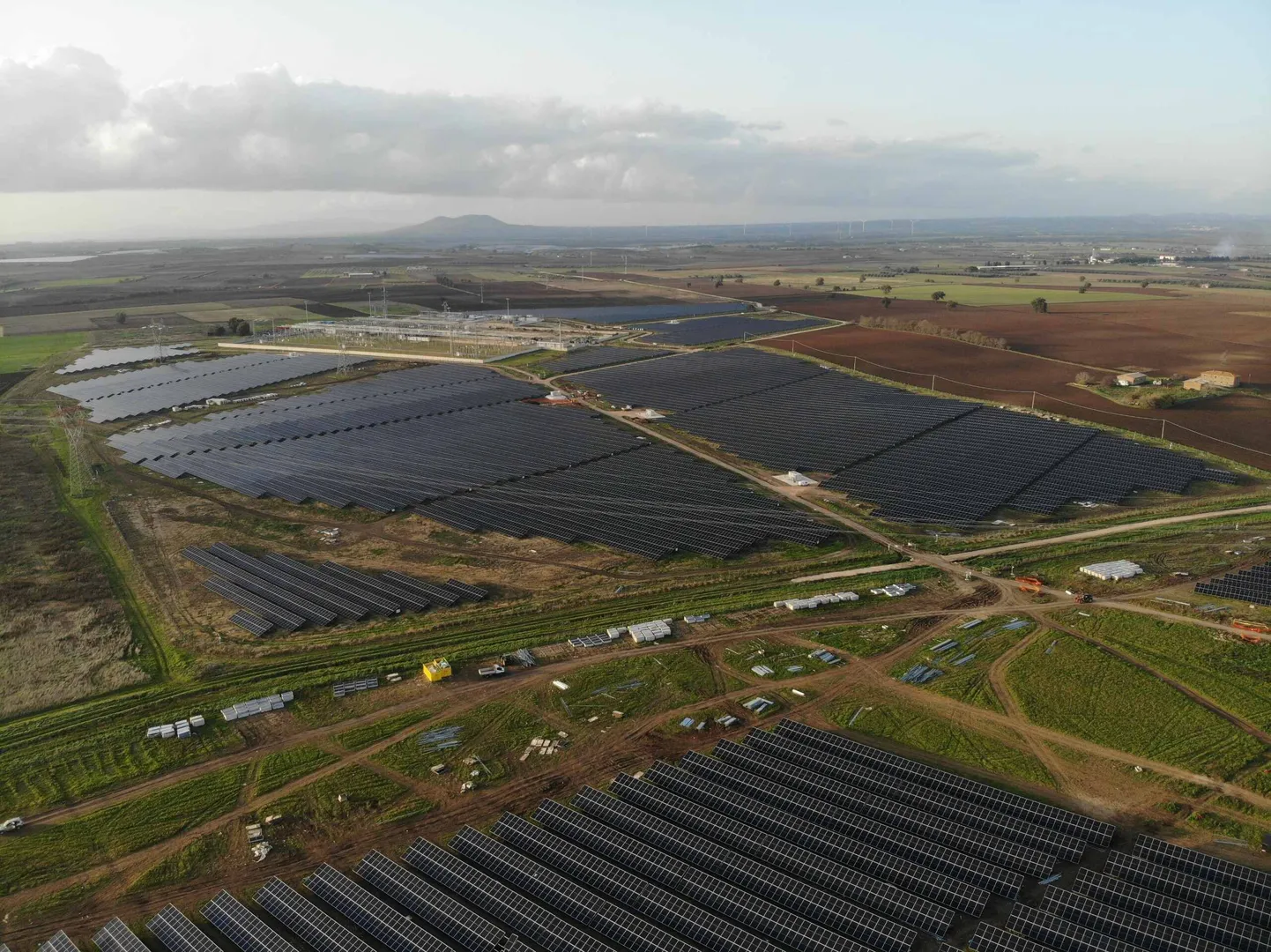 Two new solar projects bring 103 MW of capacity to Italy