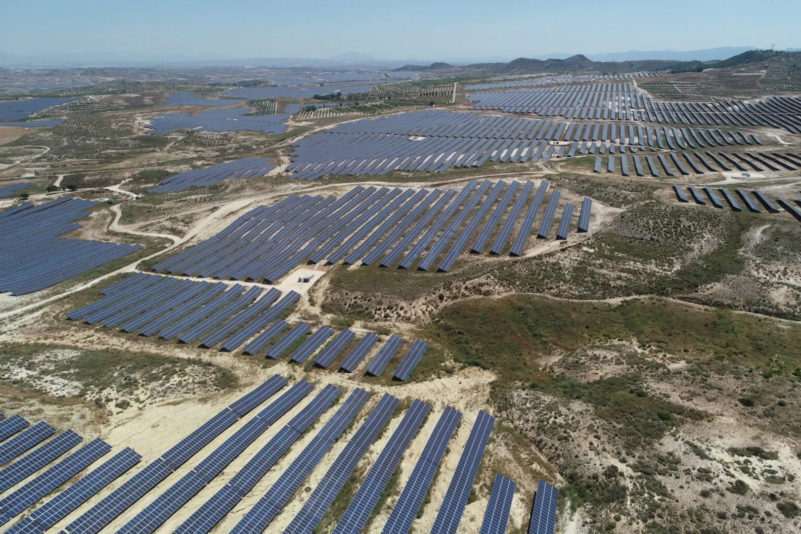 Qualitas Energy transfers 494 MW Mula PV plant to China Three Gorges