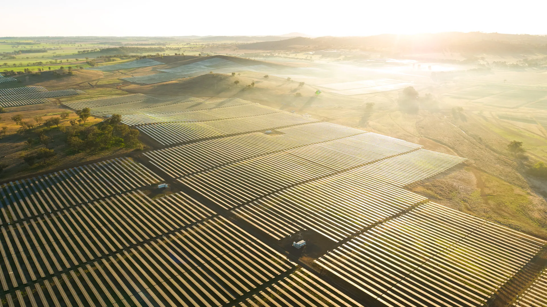 Lightsource bp and Lumea power 585 MW solar farm in New South Wales