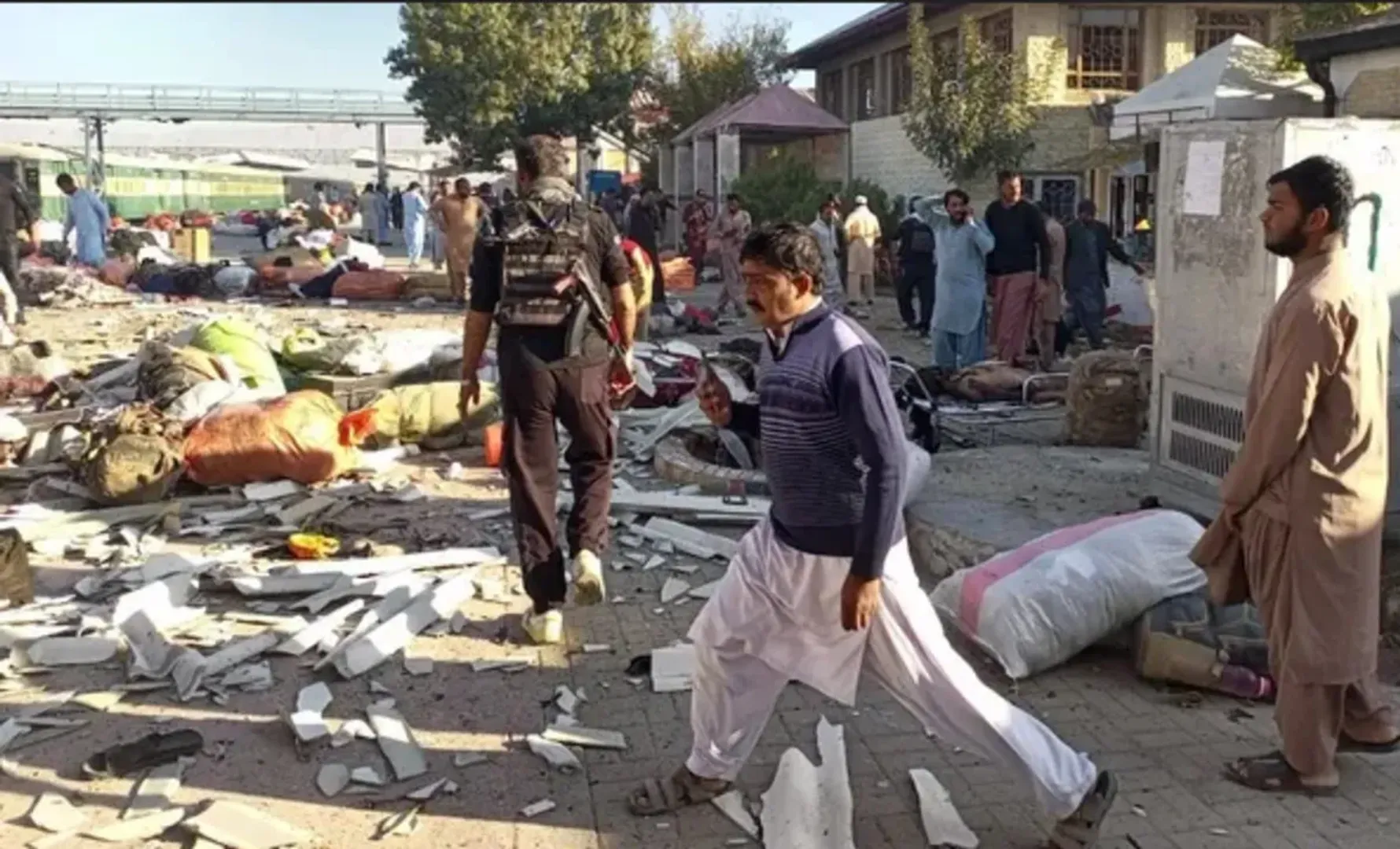 quetta-railway-station-blast