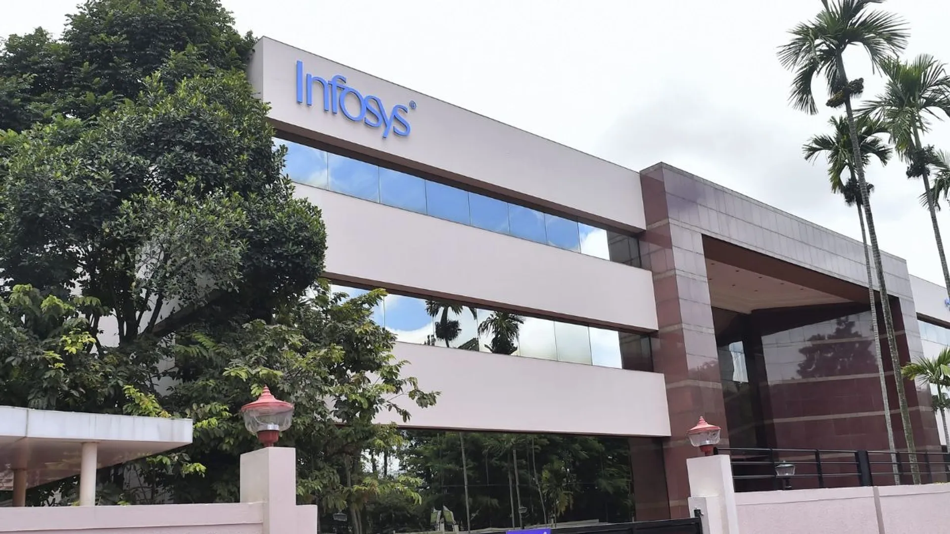 infosys-1738997361