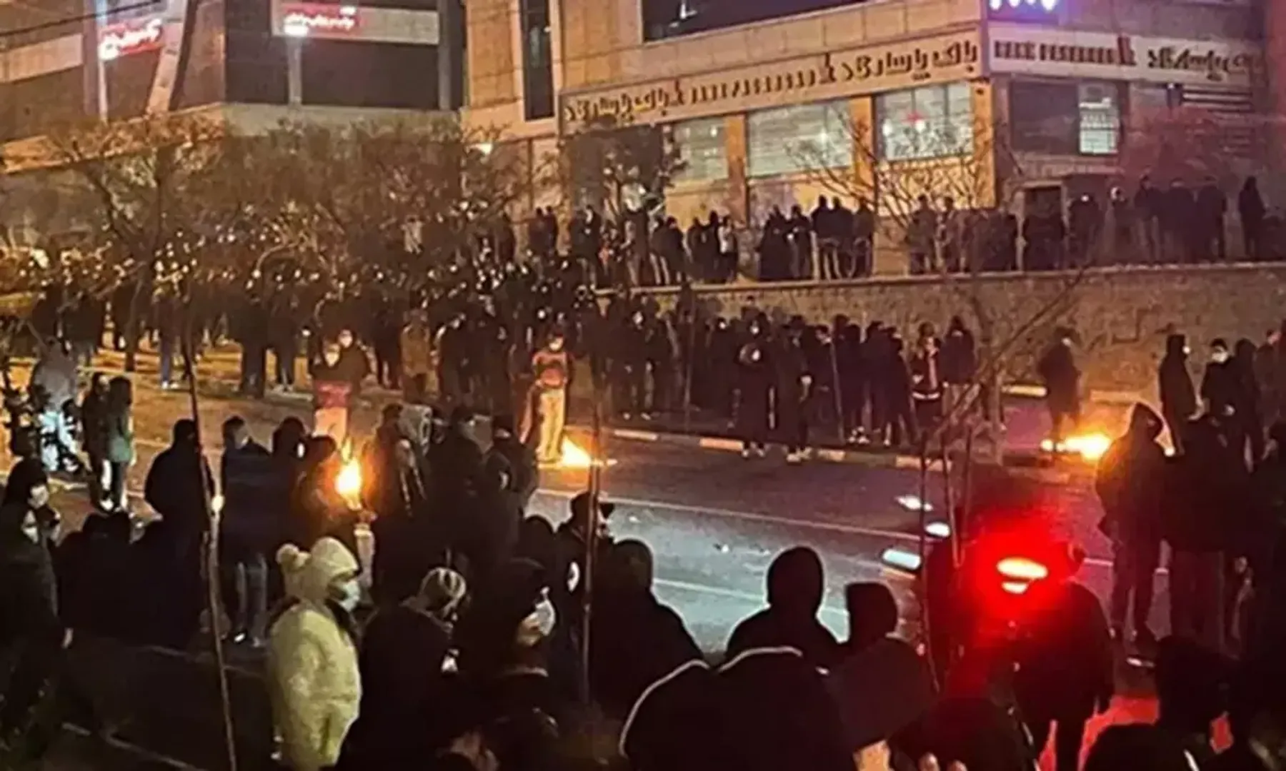 iran-protests-4