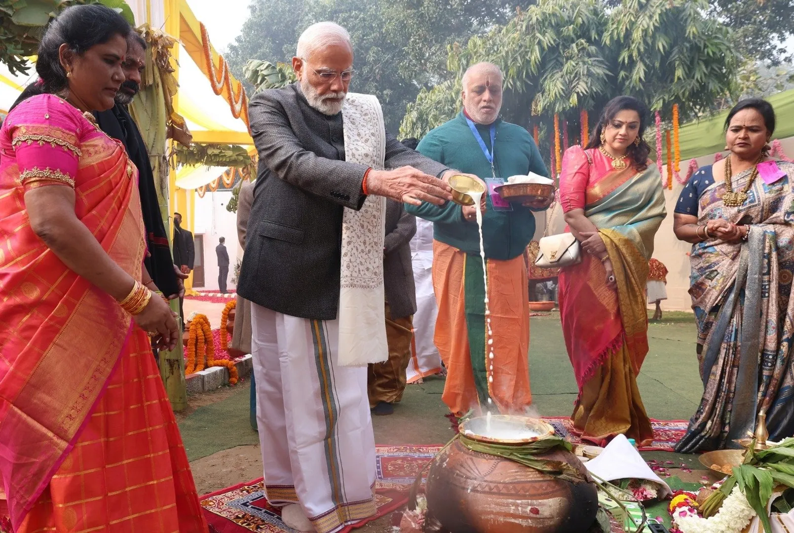 14-01-2024-Prime-Minister-Narendra-Modi-Takes-Part-In-Pongal-Celebrations-In-New-Delhi.Pic-1