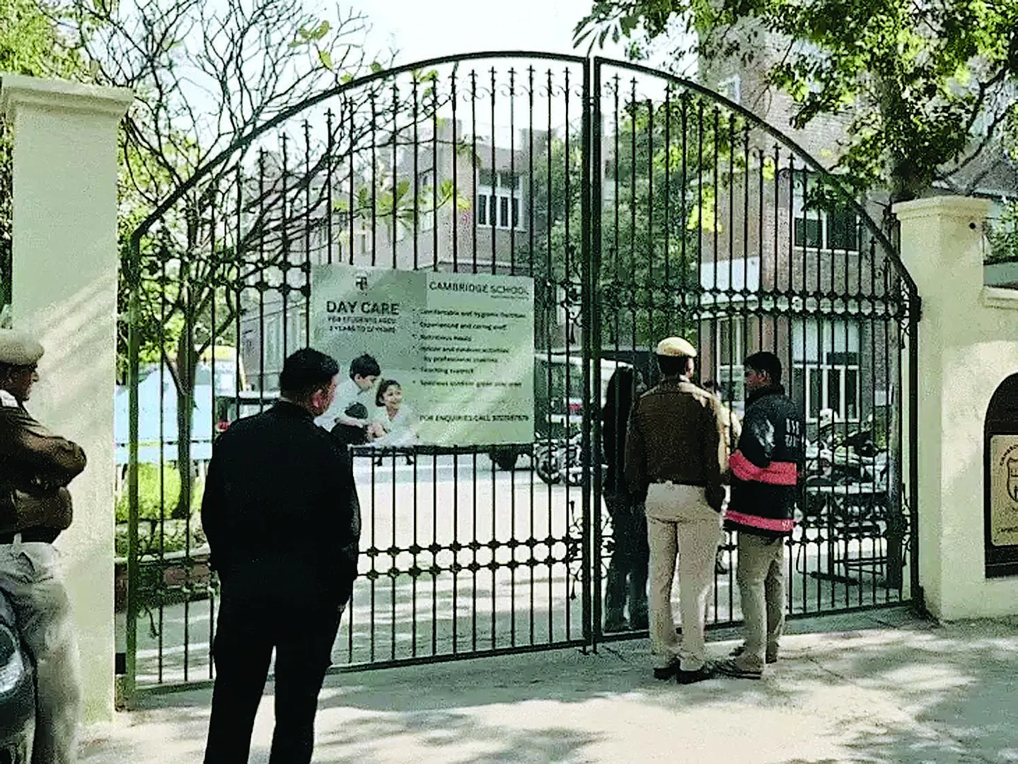 delhi-schools-bomb-threat