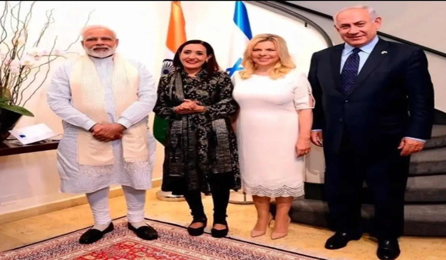 नेतन्याहू दंपति और प्रधानमंत्री मोदी के साथ शेफ रीना पुष्करणा