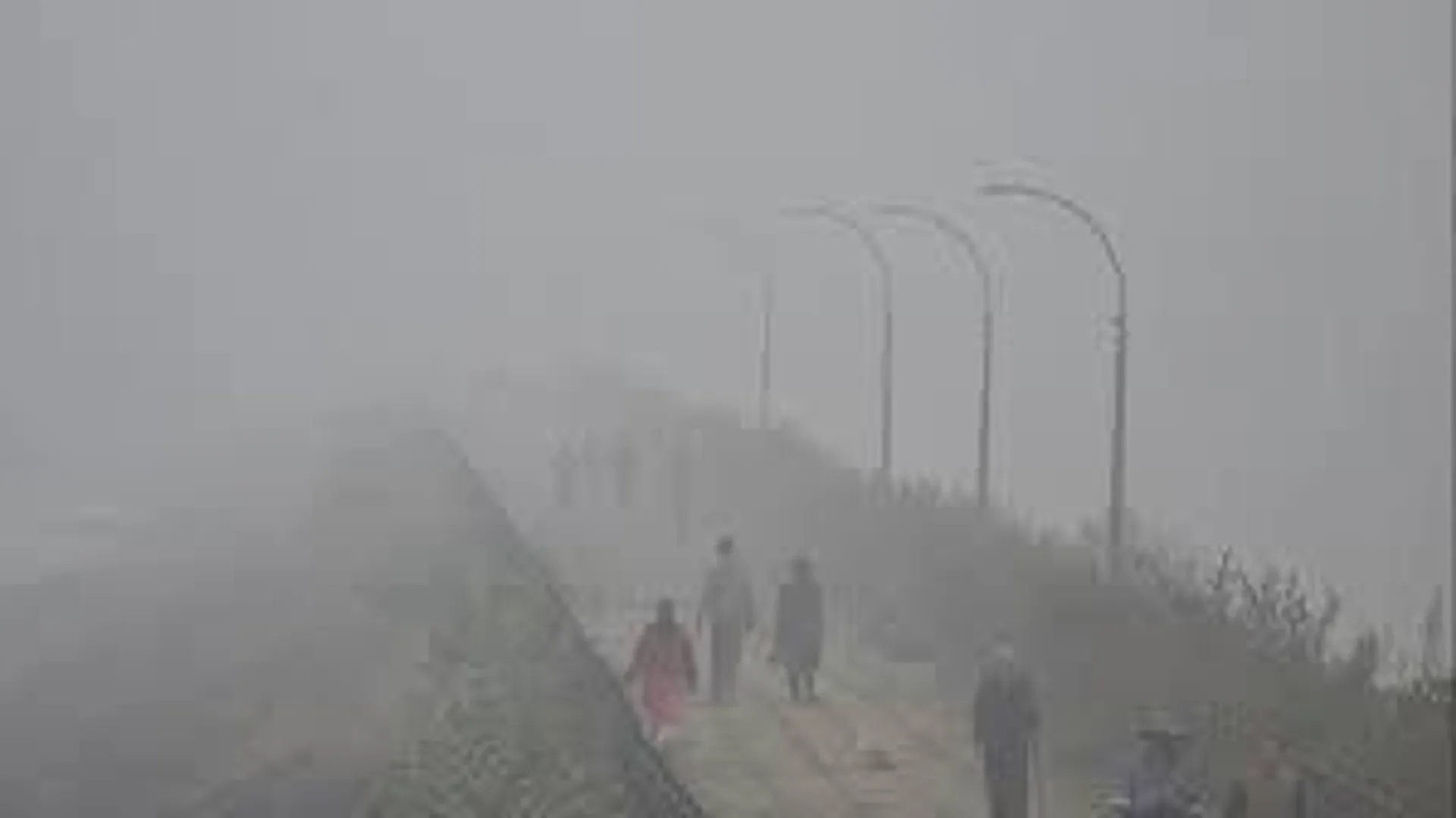 मध्य प्रदेश में ठंड का कहर: भोपाल में पारा 8.2 डिग्री, मंडला में सबसे ठंडा, पूर्वी इलाकों में बर्फीली हवाएं