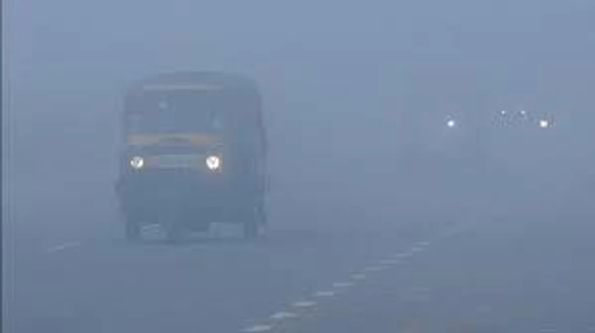 मध्यप्रदेश में जारी शीतलहर, सात शहरों में पारा 5 डिग्री से नीचे, यलो अलर्ट और ठंड के बढ़ते प्रभाव की तस्वीर।