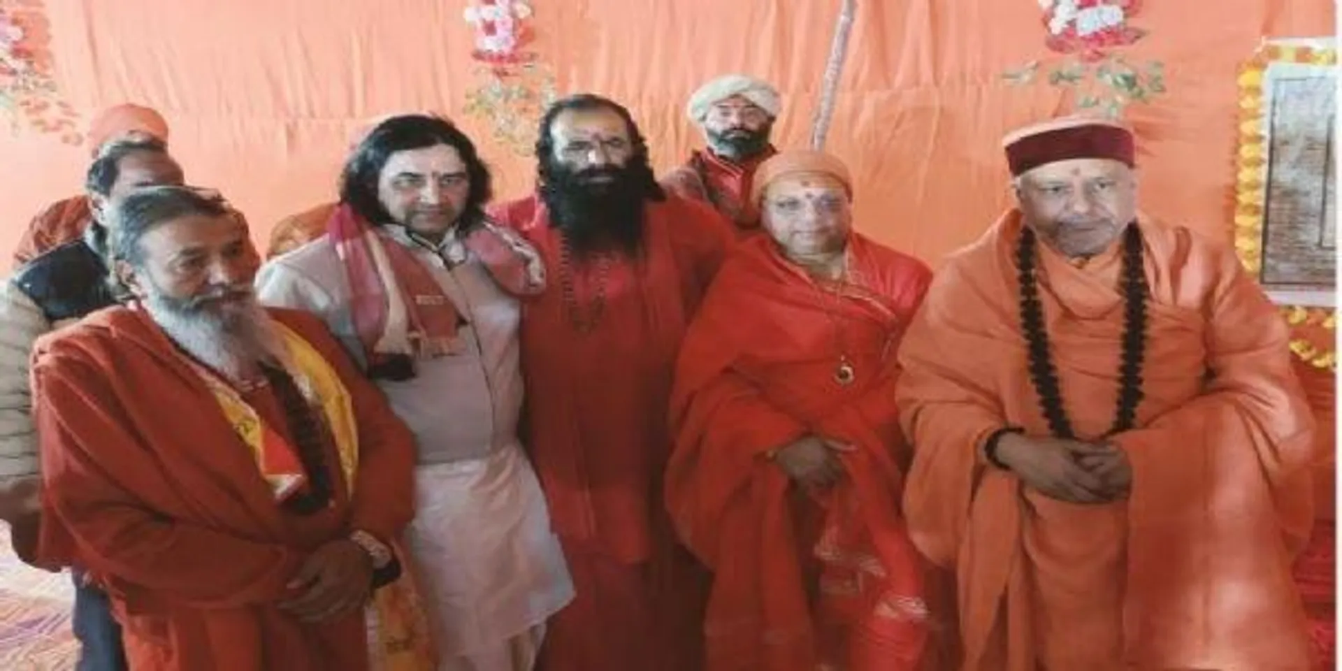 "महाकुंभ में संस्कार भारती द्वारा वीरांगनाओं की शोभायात्रा: