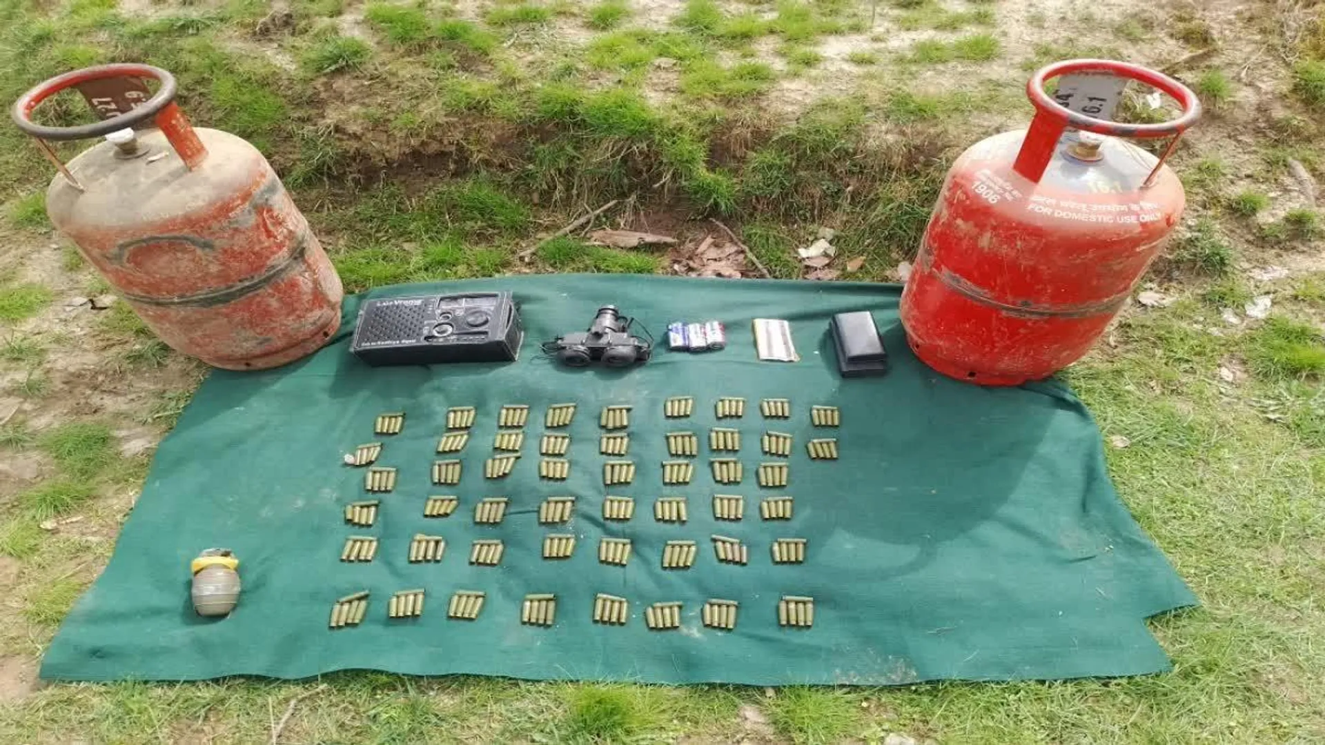 anantnag-terrorist-hideout-busted-security-forces-recover-ammunition
