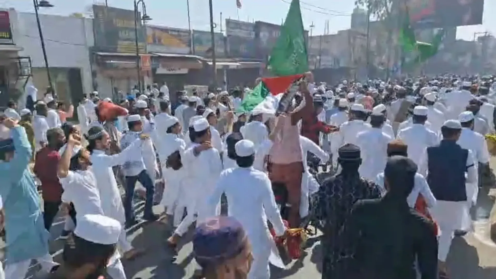 eid-philistine-flag-waving-kali-patti-protest