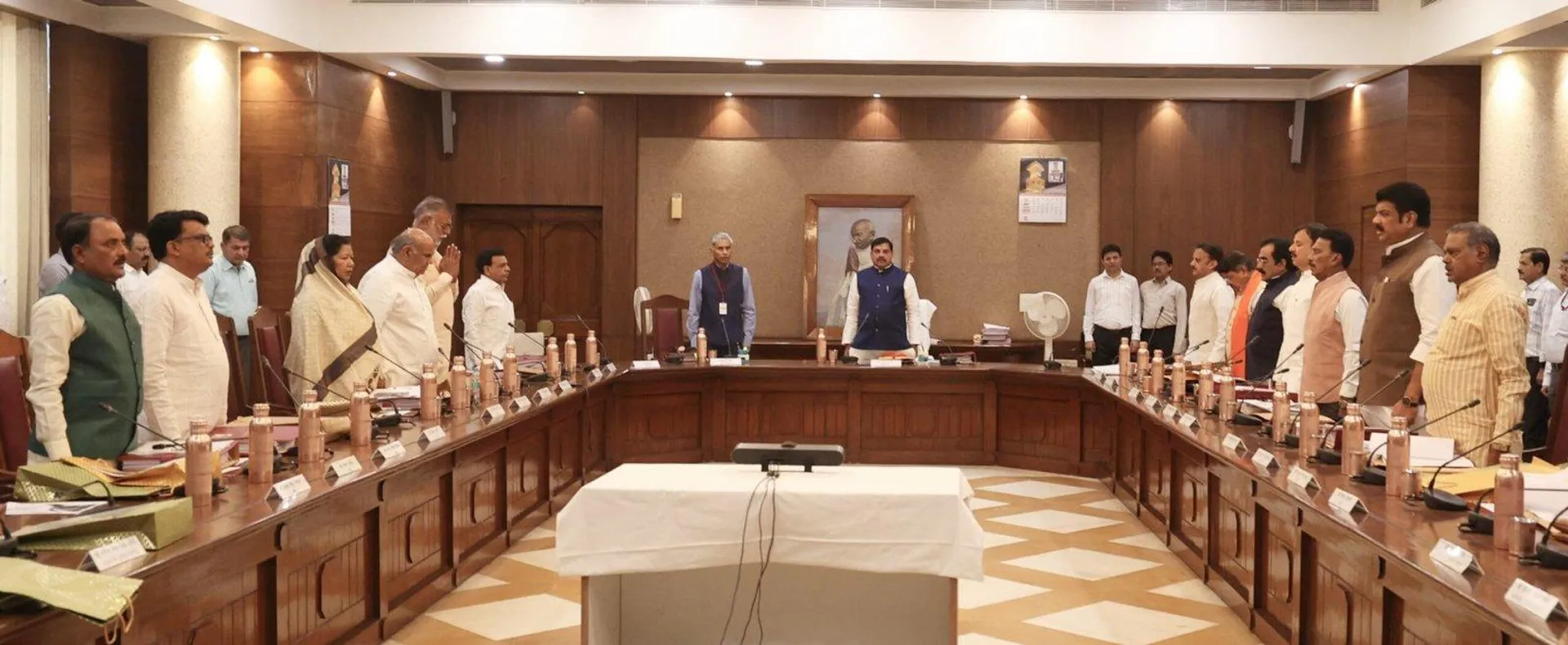 **cabinet-meeting-solar-water-plants-mp**