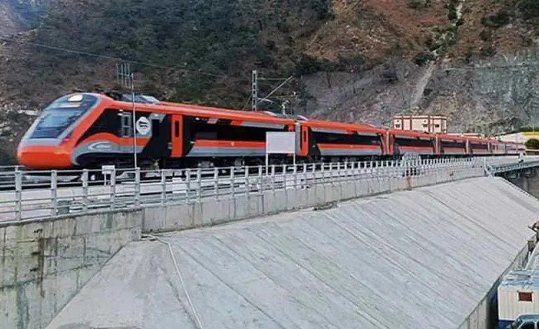 katra-srinagar-vande-bharat-express-inauguration-19-april