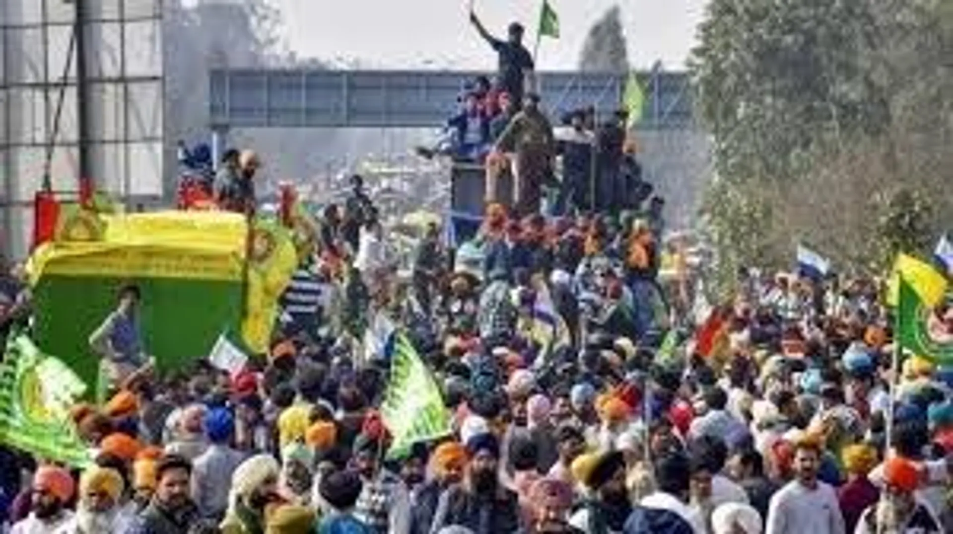 shambhu-khanouri-border-barricades-removed-delhi-amritsar-highway-open