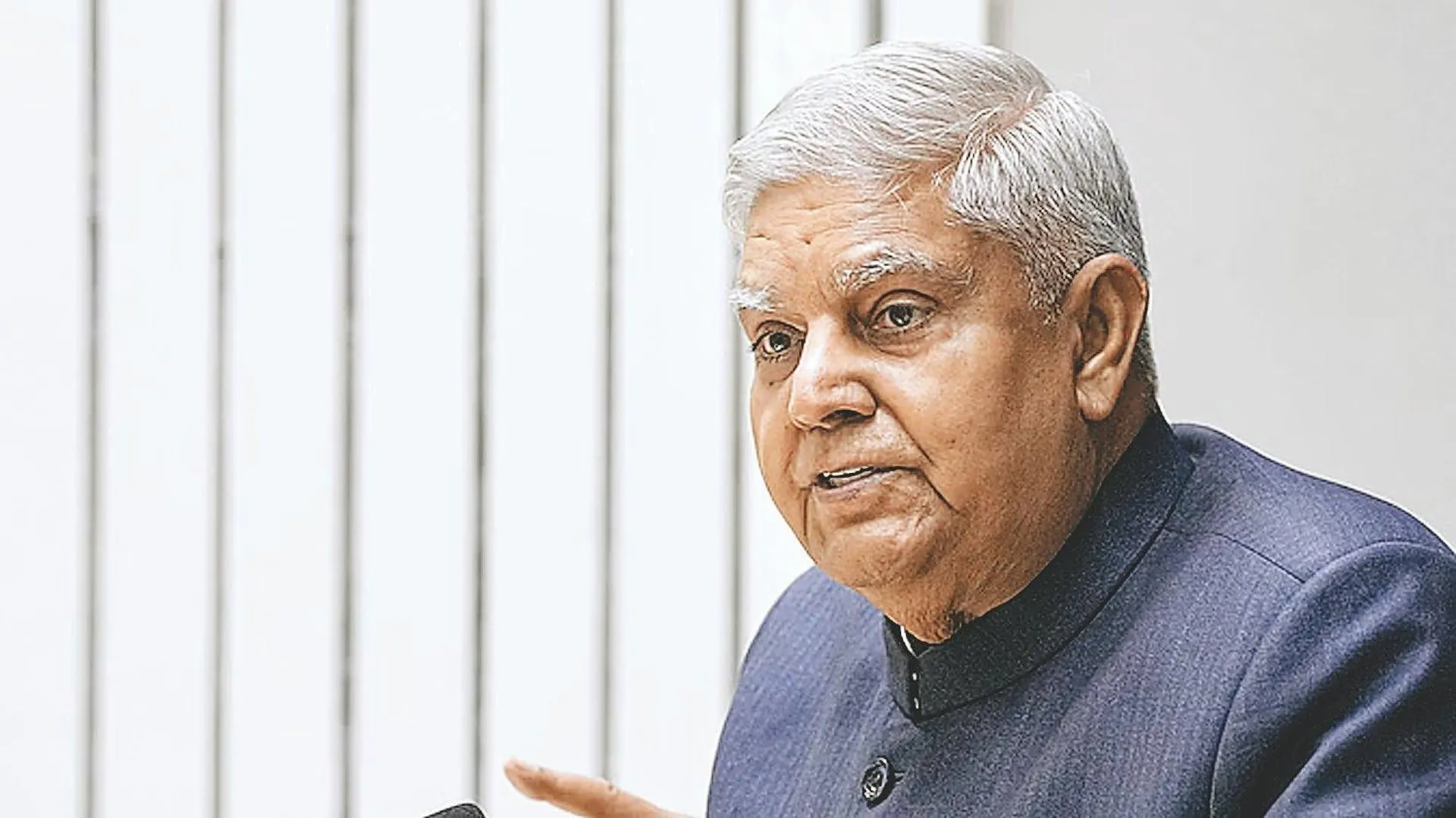 जज के घर से नकदी बरामदगी पर सियासी घमासान, उपराष्ट्रपति ने बुलाई सर्वदलीय बैठक