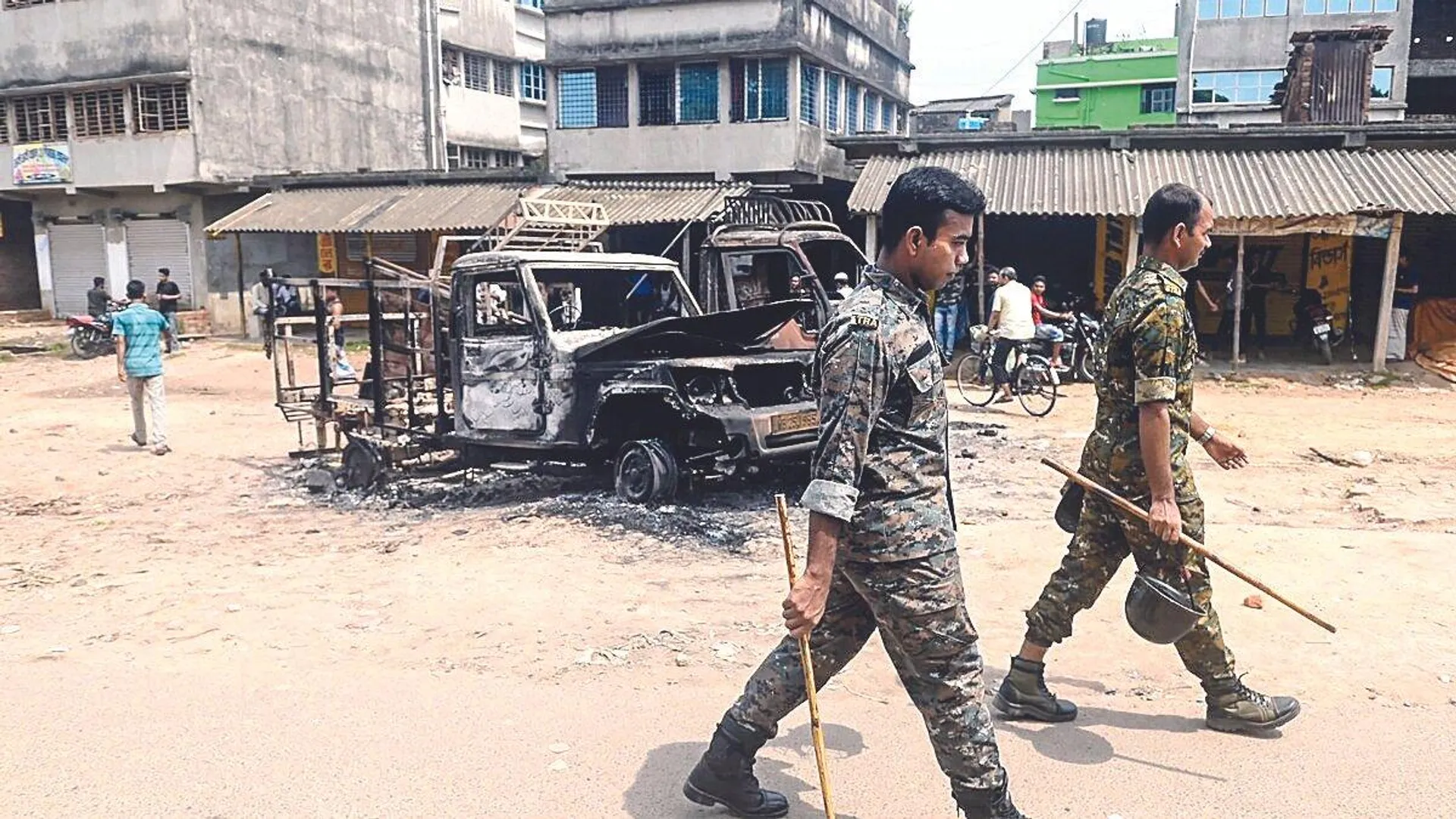 मोठाबाड़ी हिंसा के बाद बंगाल में 34 गिरफ्तार इंटरनेट बंद; हाईकोर्ट ने मांगी कार्रवाई रिपोर्ट