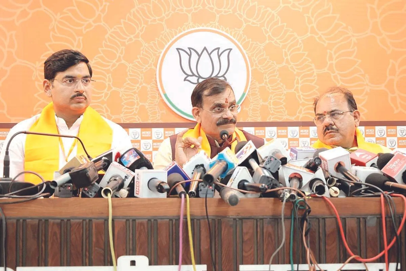 सोनिया और राहुल कानून से ऊपर नहीं