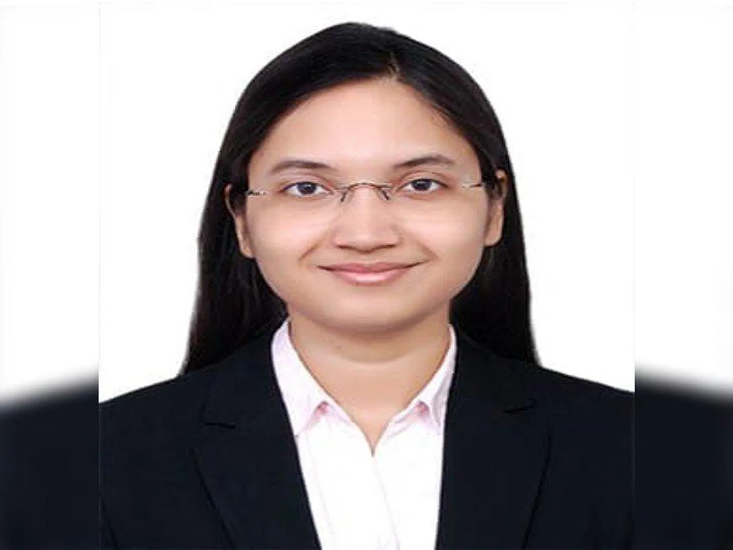 upsc-2024-ayushi-bansal-shakti-dubey-top-rank-madhya-pradesh