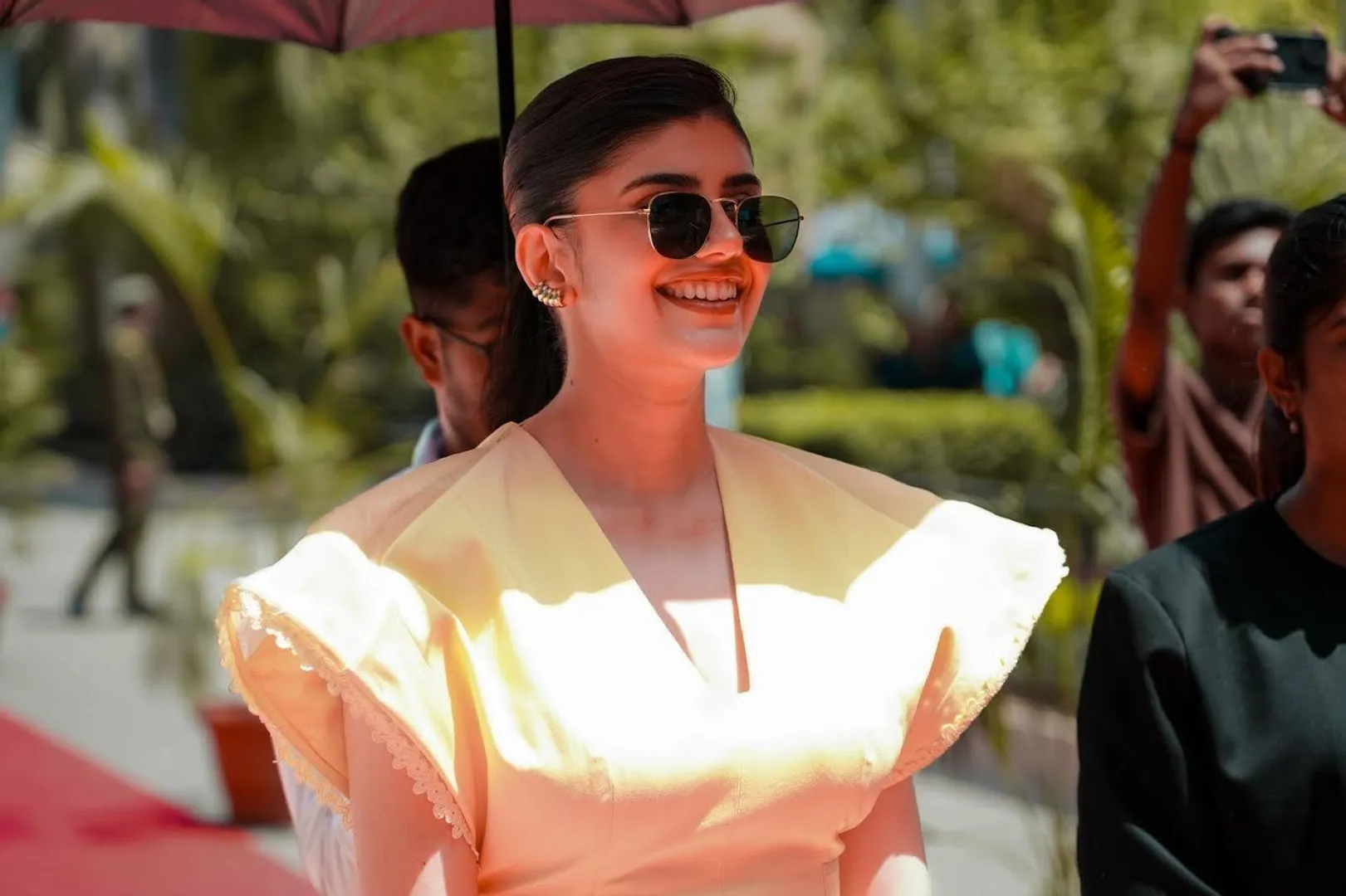 "संजना सांघी ने उठाई शिक्षा की आवाज़"