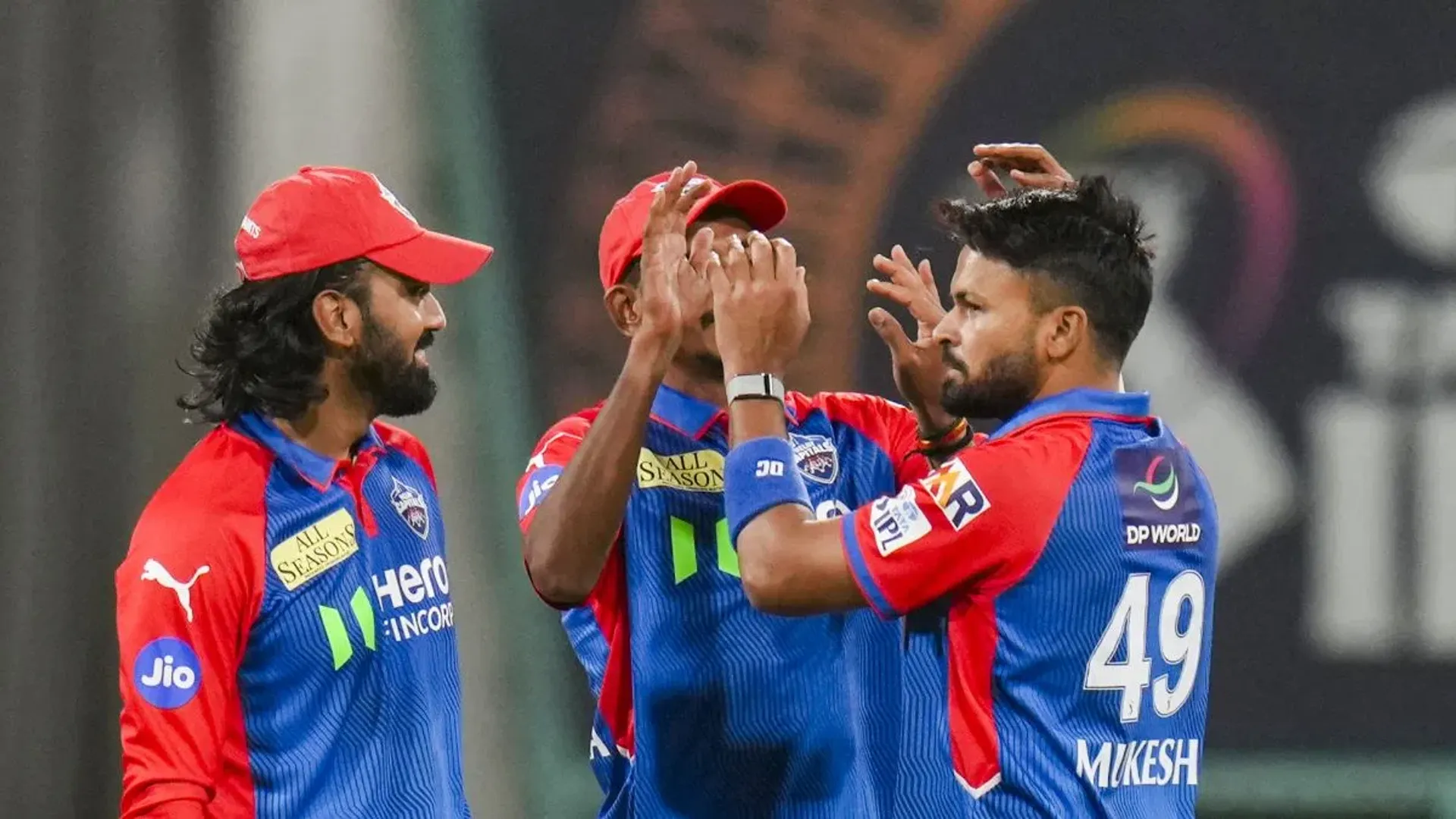 dc-beat-lsg-by-8-wickets-ipl-2025