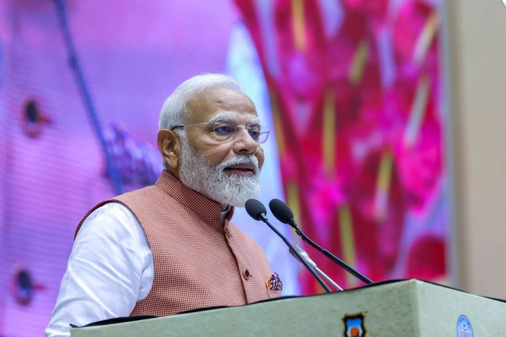 pm-modi-anandpur-dham-visit-madhya-pradesh-april-11