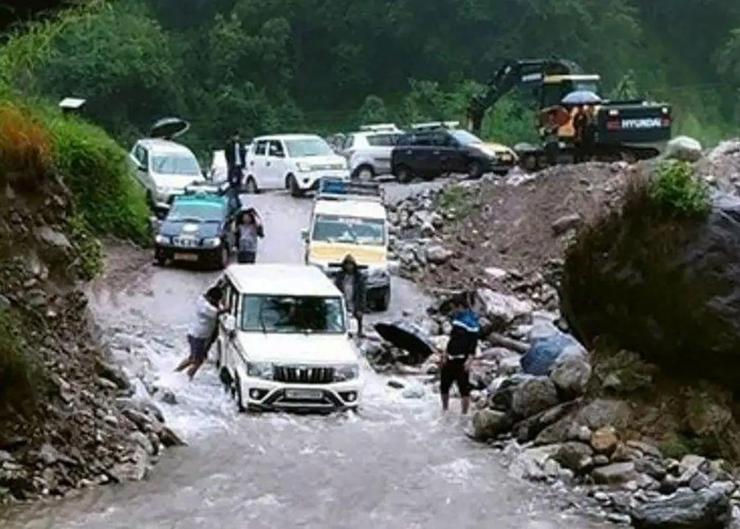 sikkim-landslide-arunachal-fire-heatwave-india-weather-alert