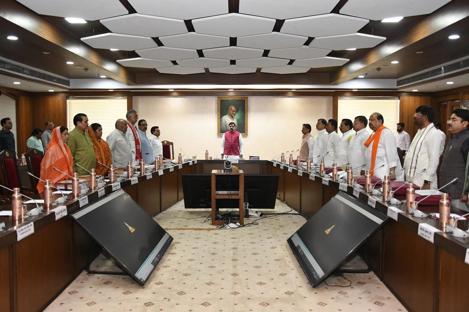 mp-cabinet-meeting-april2025-ambedkar-bypass-gaushala-irrigation